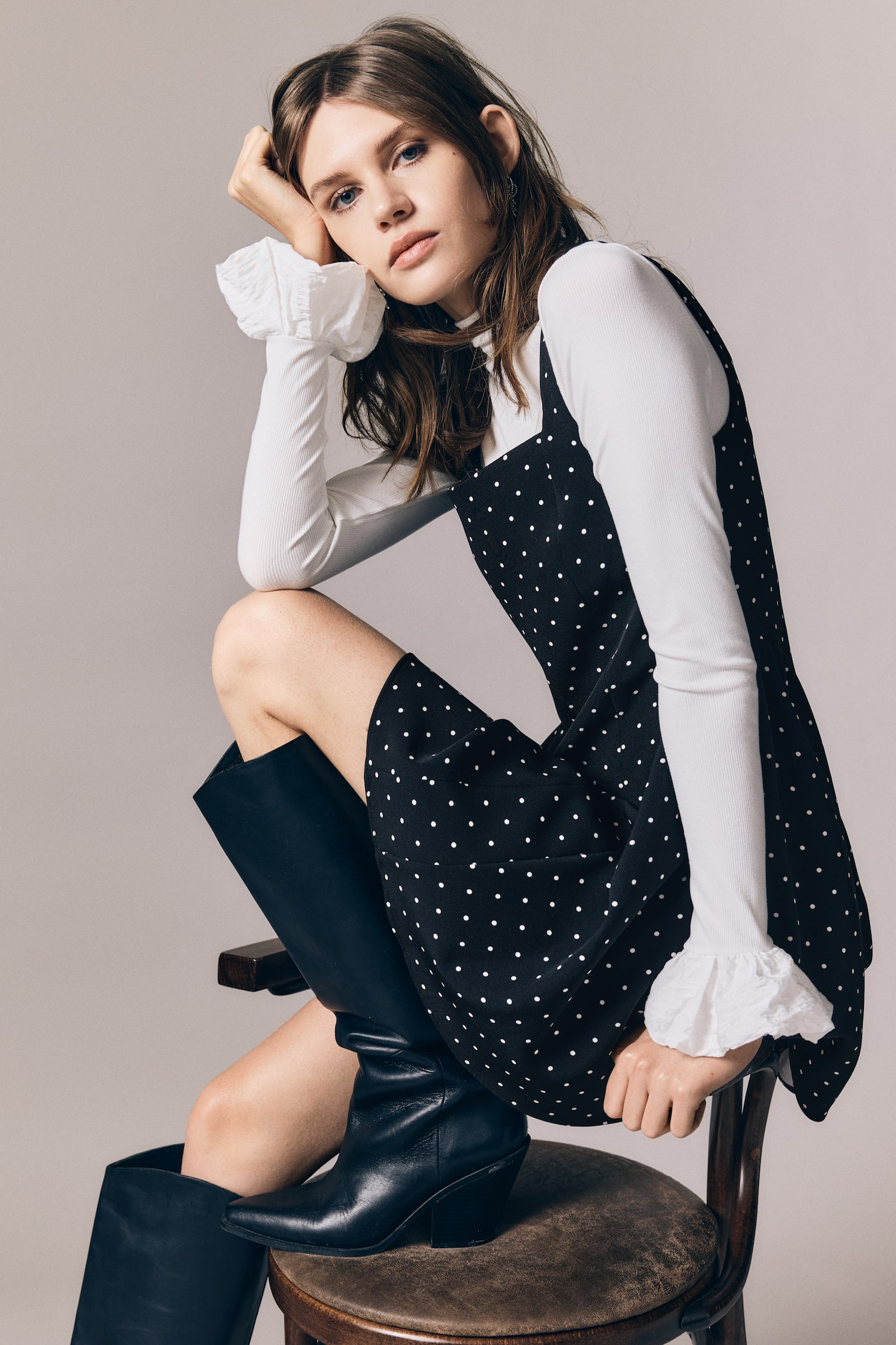 שמלה עם חצאית מתרחבת - שחור/נקודות/שחור/נקודות - 3