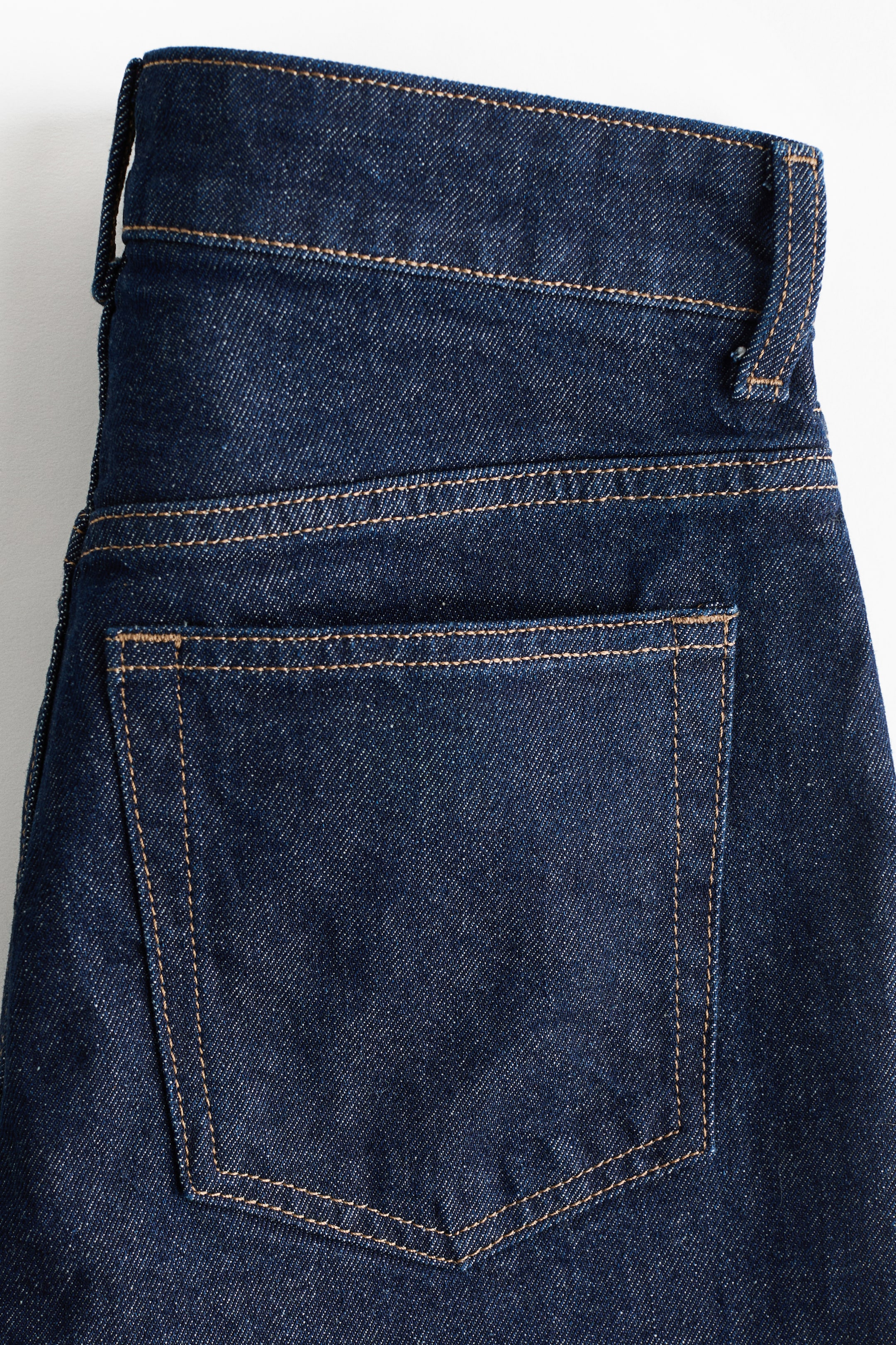 Mom Slim-Fit High-Waist Ankle Jeans