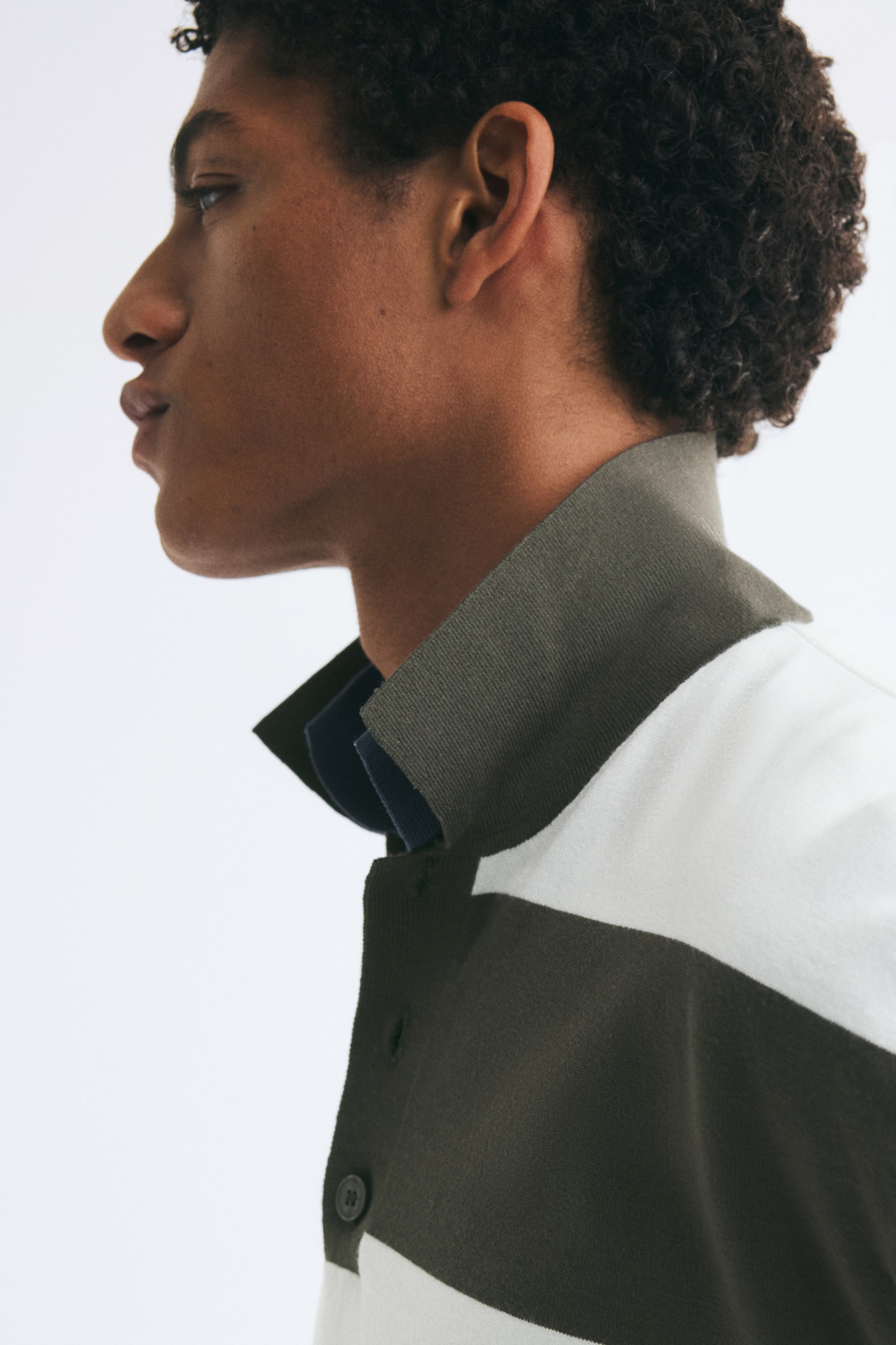 Loose-Fit Fine-Knit Polo Shirt