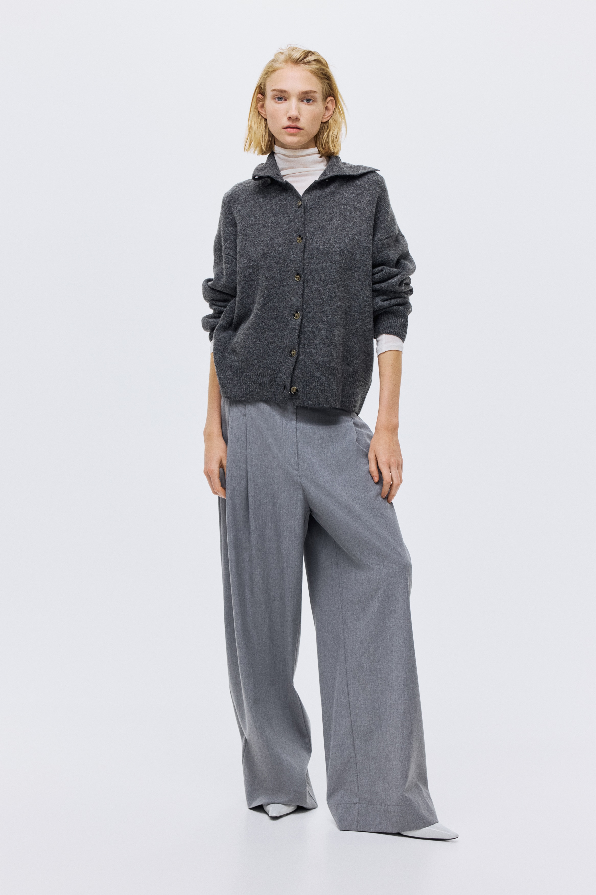 Collared cardigan
