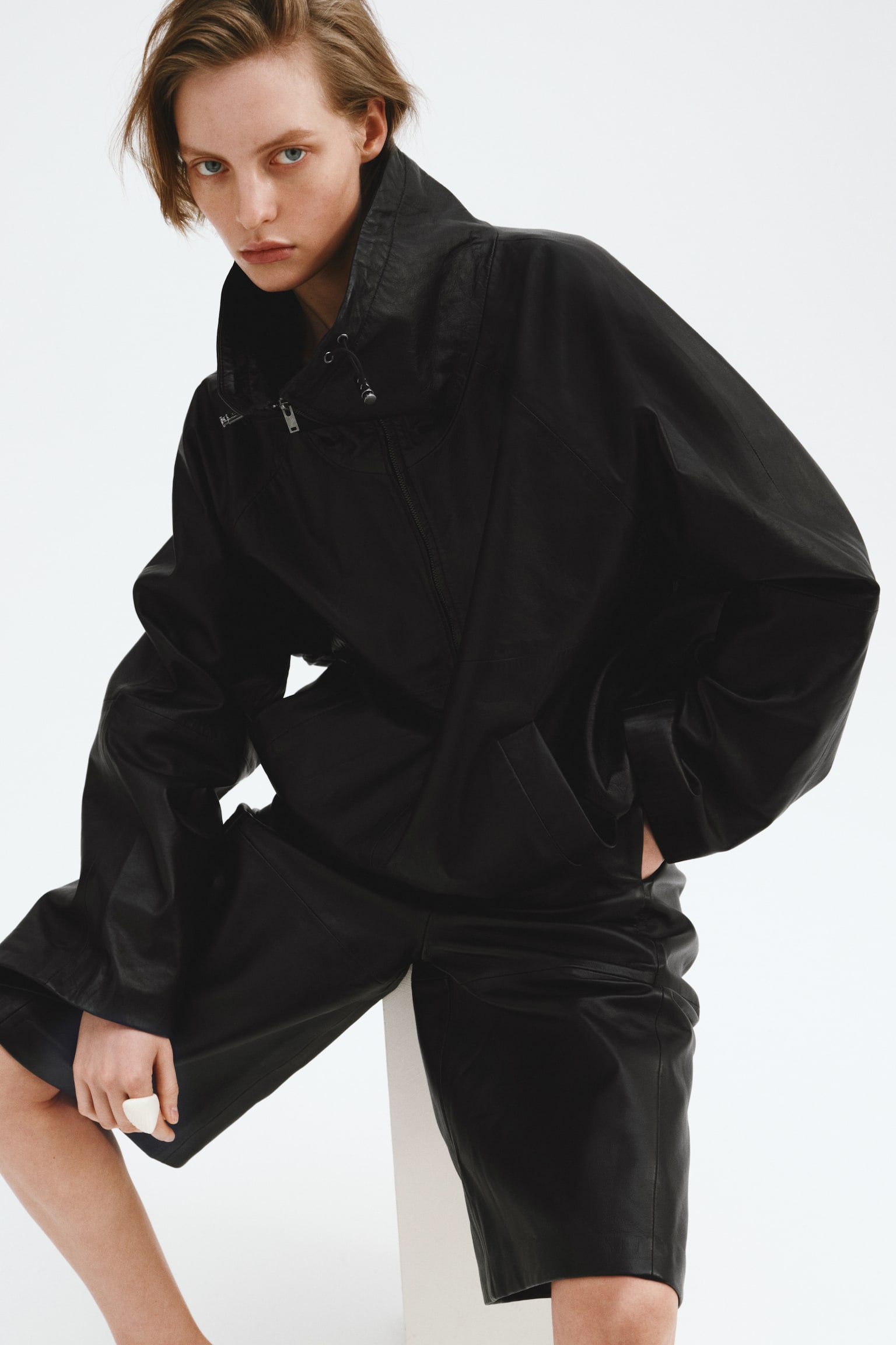 Leather Bermuda shorts - Black - 7