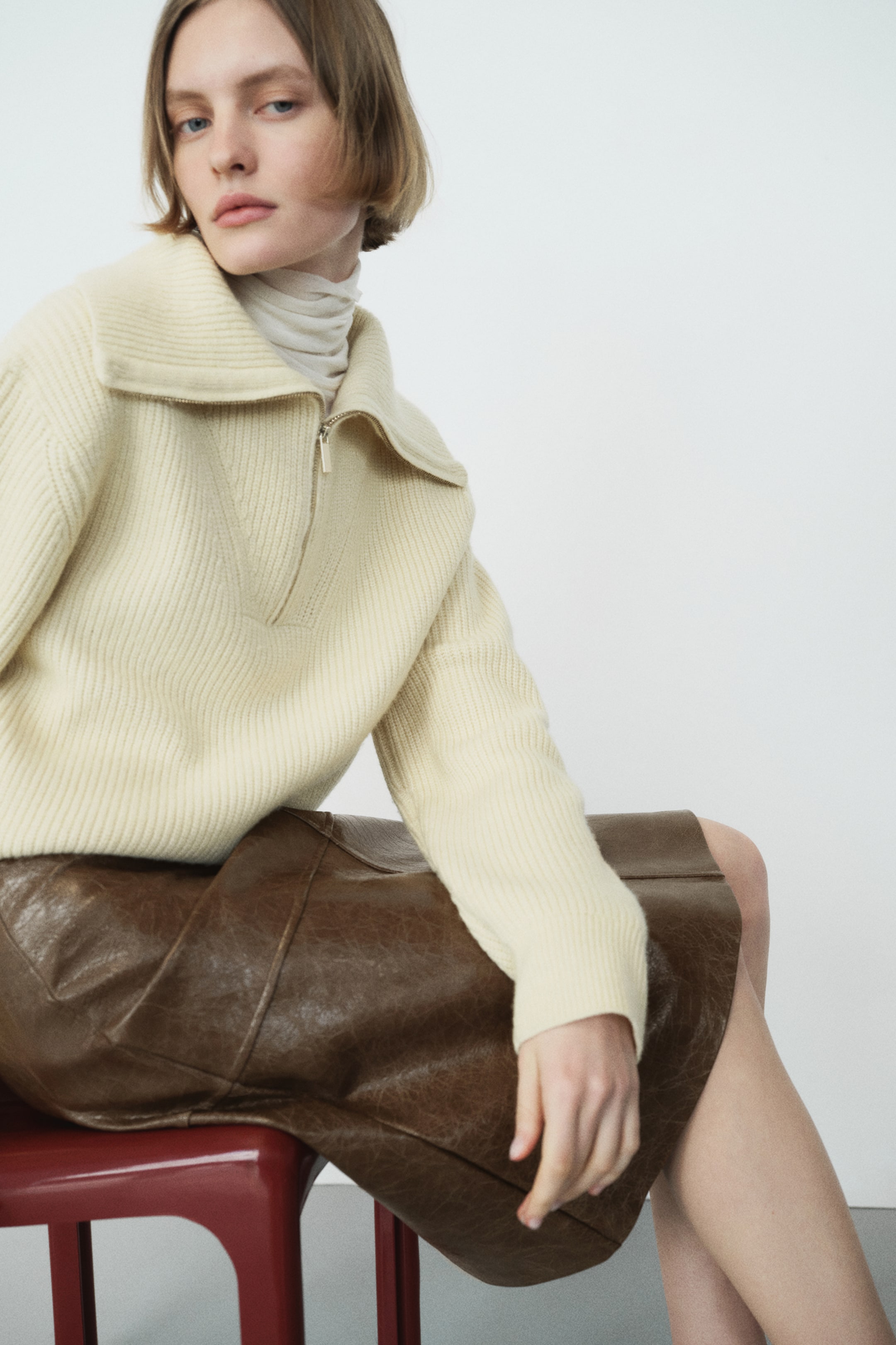 Ampliar la imagen: Falda revestida - Gris pardo oscuro - Ladies | H&M MX 1