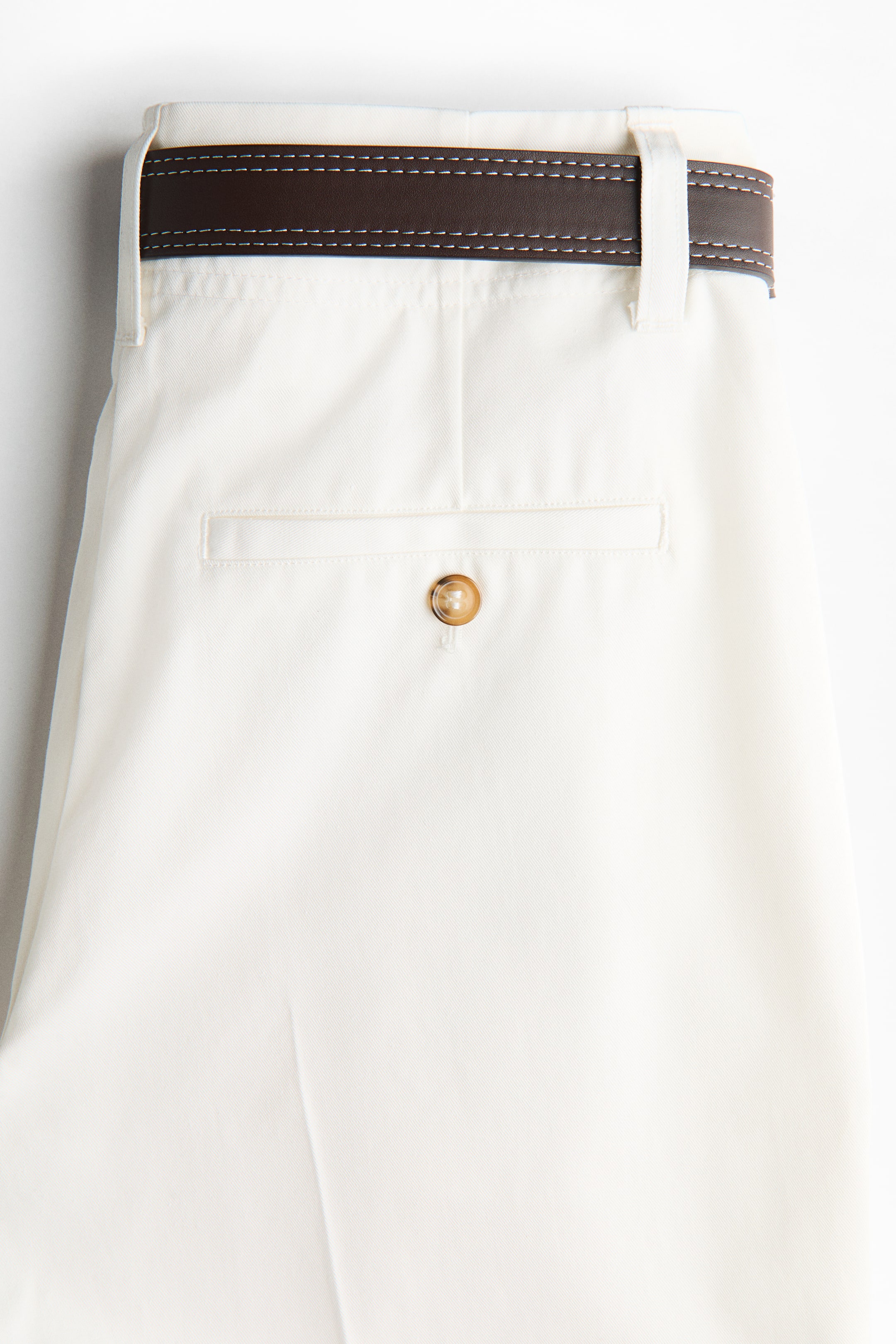 Chino en coton avec ceinture