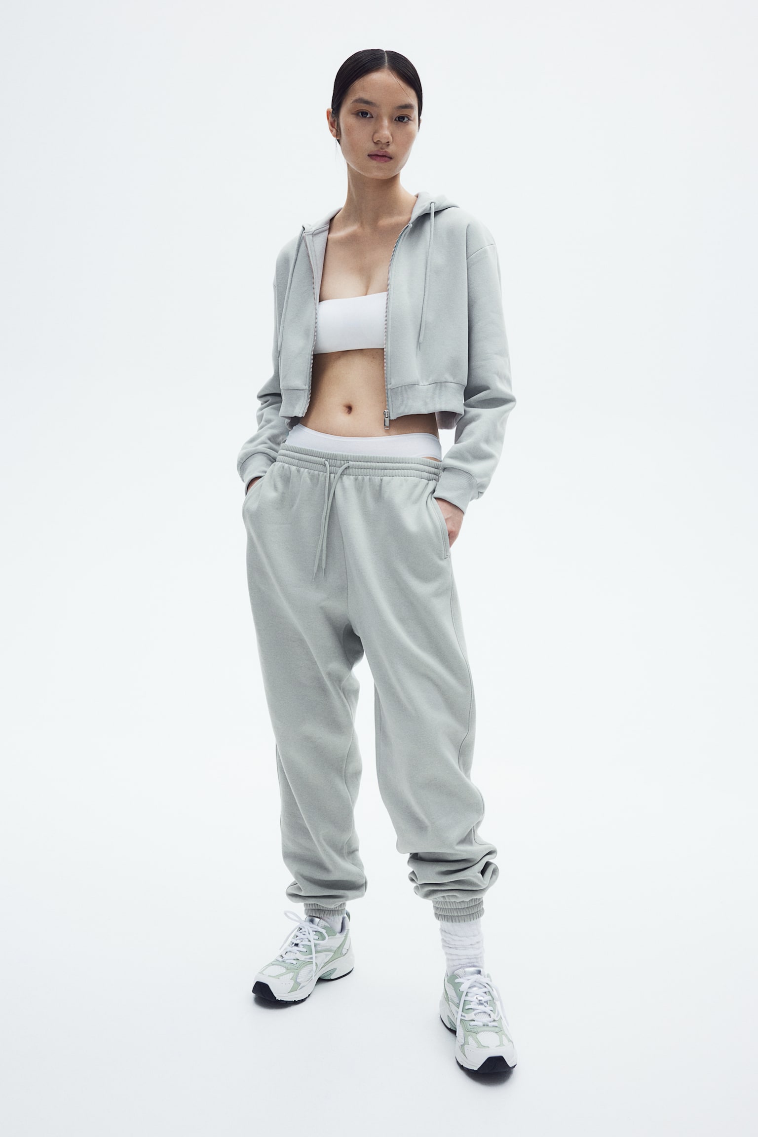 High-waisted joggers - Light turquoise/Black/Dusty pink/Dark red/Navy blue/Light blue/Dark grey/Light grey marl/Light pink/Dusty green/Dark grey/Light beige/White/Light beige marl/Pink/Mint green/Bright blue/Light blue/Light purple/Cerise/Light greige - 1