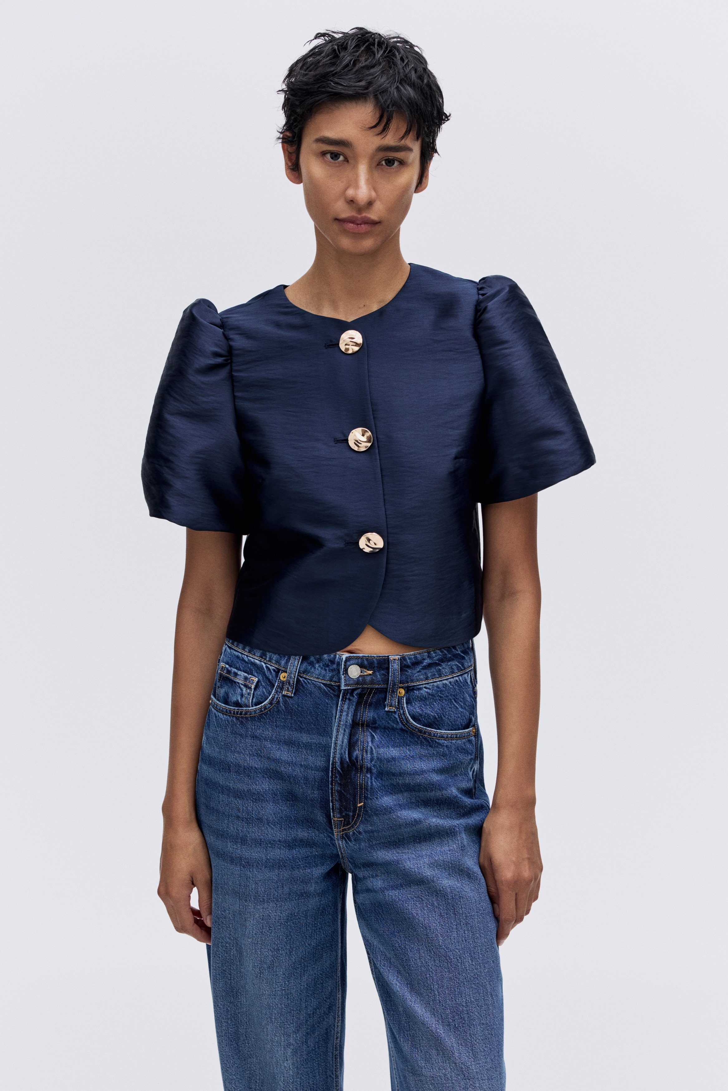 Puff-sleeved blouse