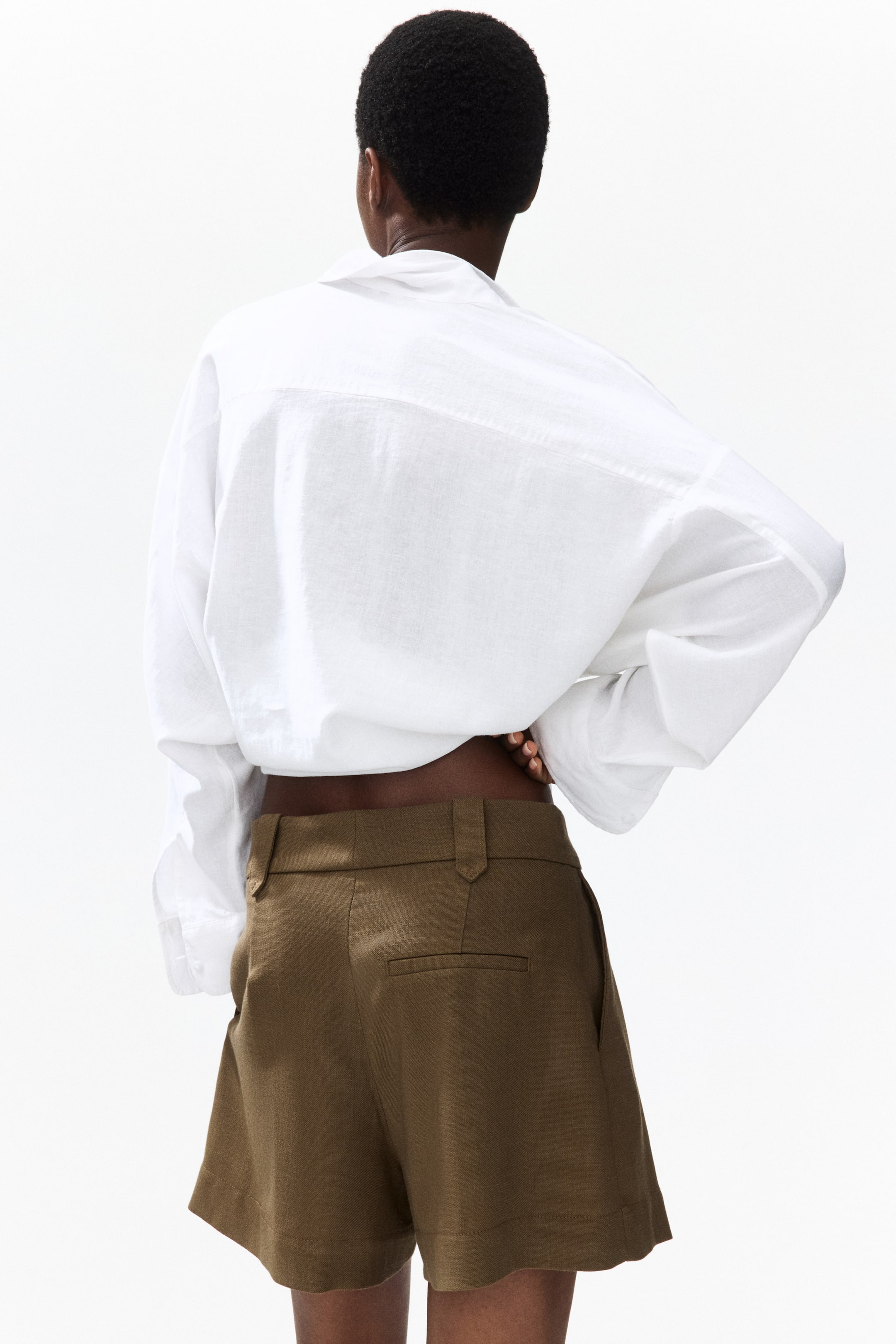 Женские шорты H&M Pleat-Front Shorts — фото 5