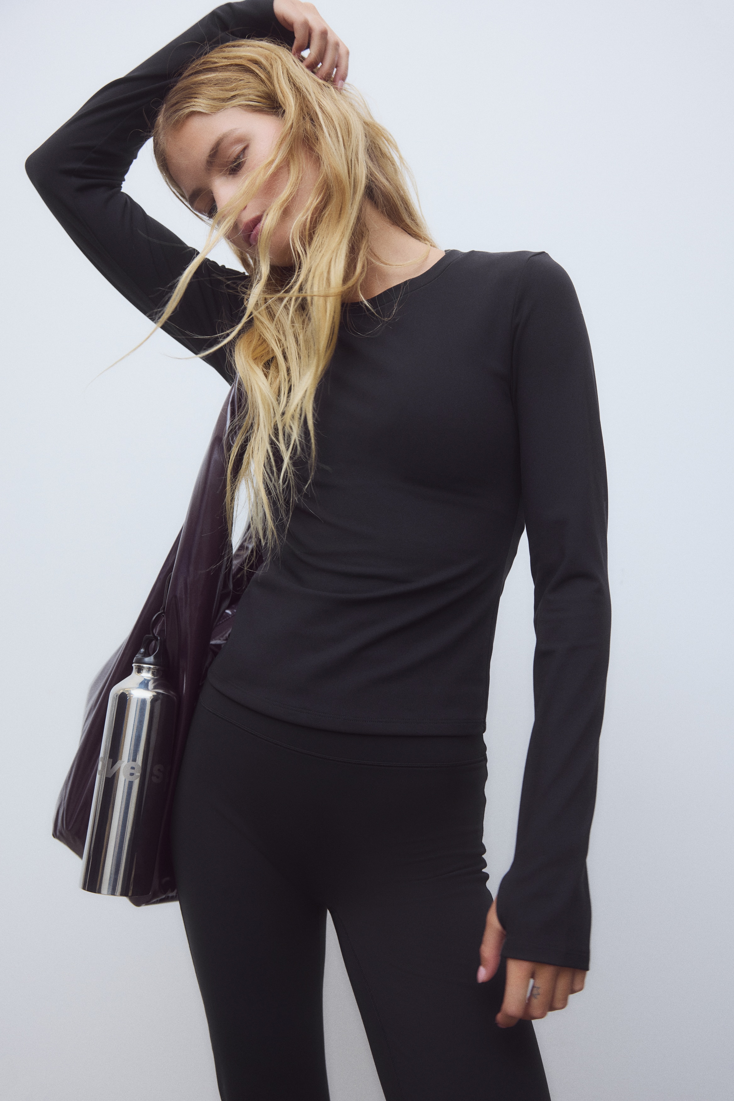 H & M - Sports top with SoftMove™ - ブラック