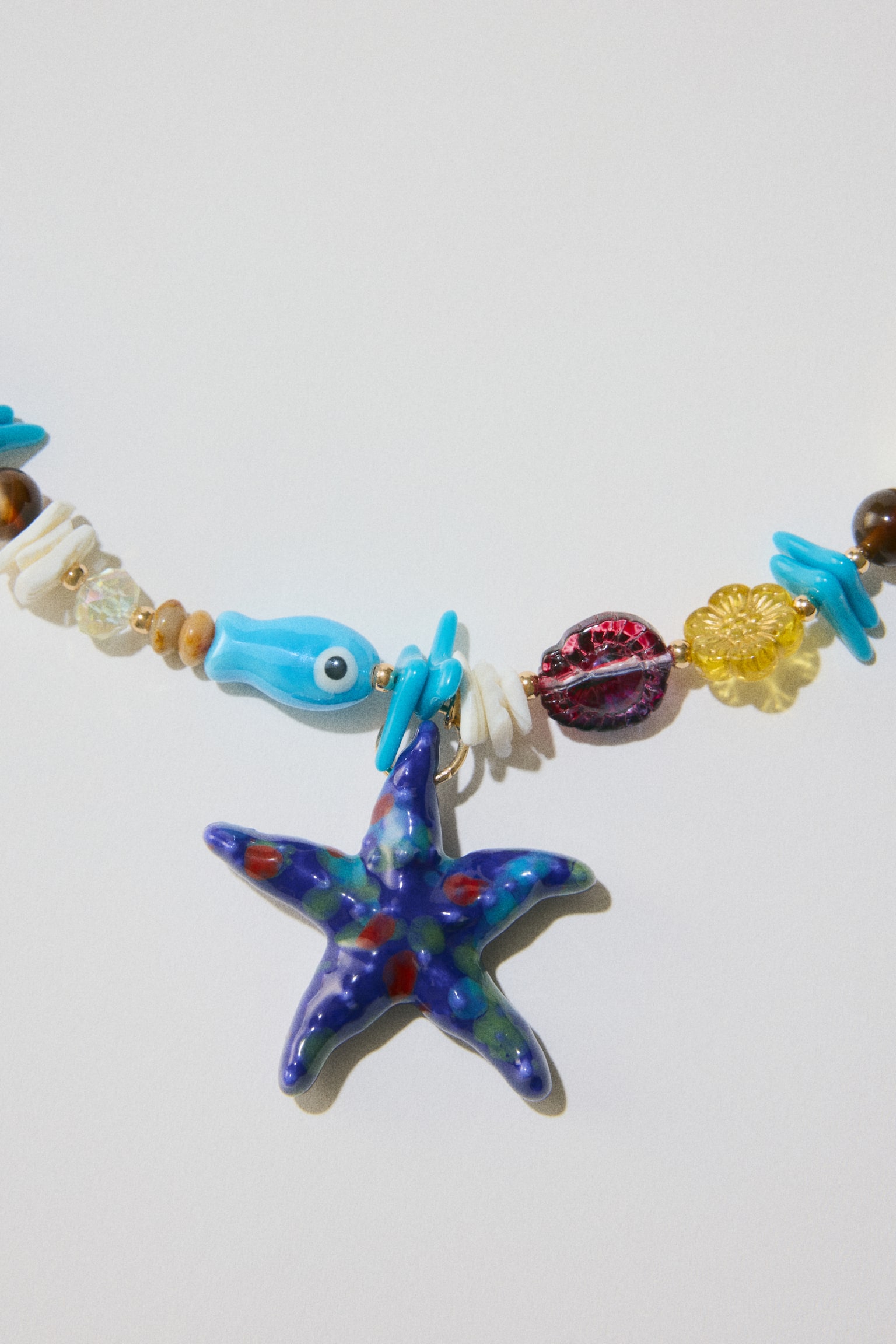 Beaded pendant necklace - Light blue/Gold-coloured - 1