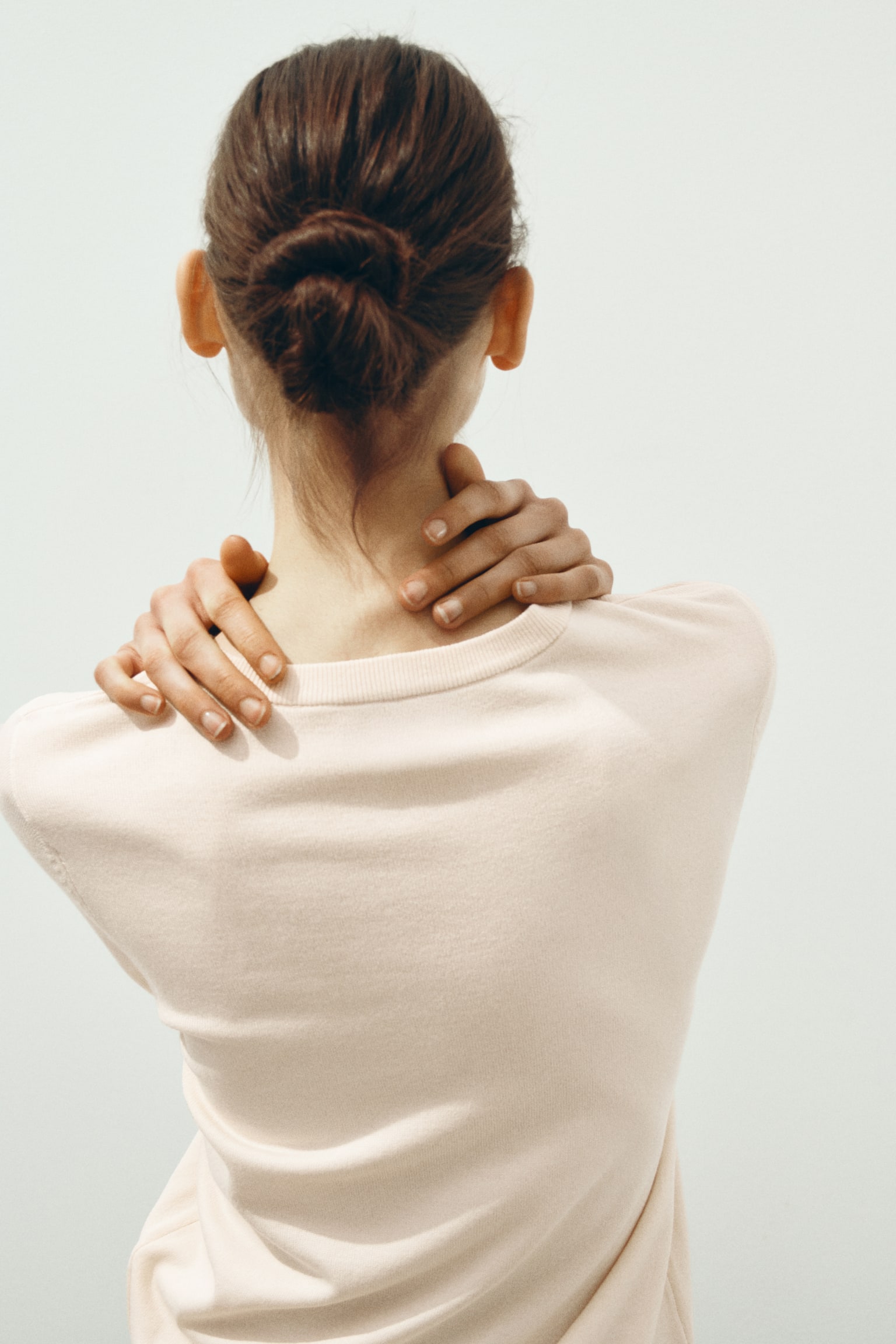 חולצה מסריג דק - קרם/שחור/אפור מלאנז'/לילך/חום כהה - 4