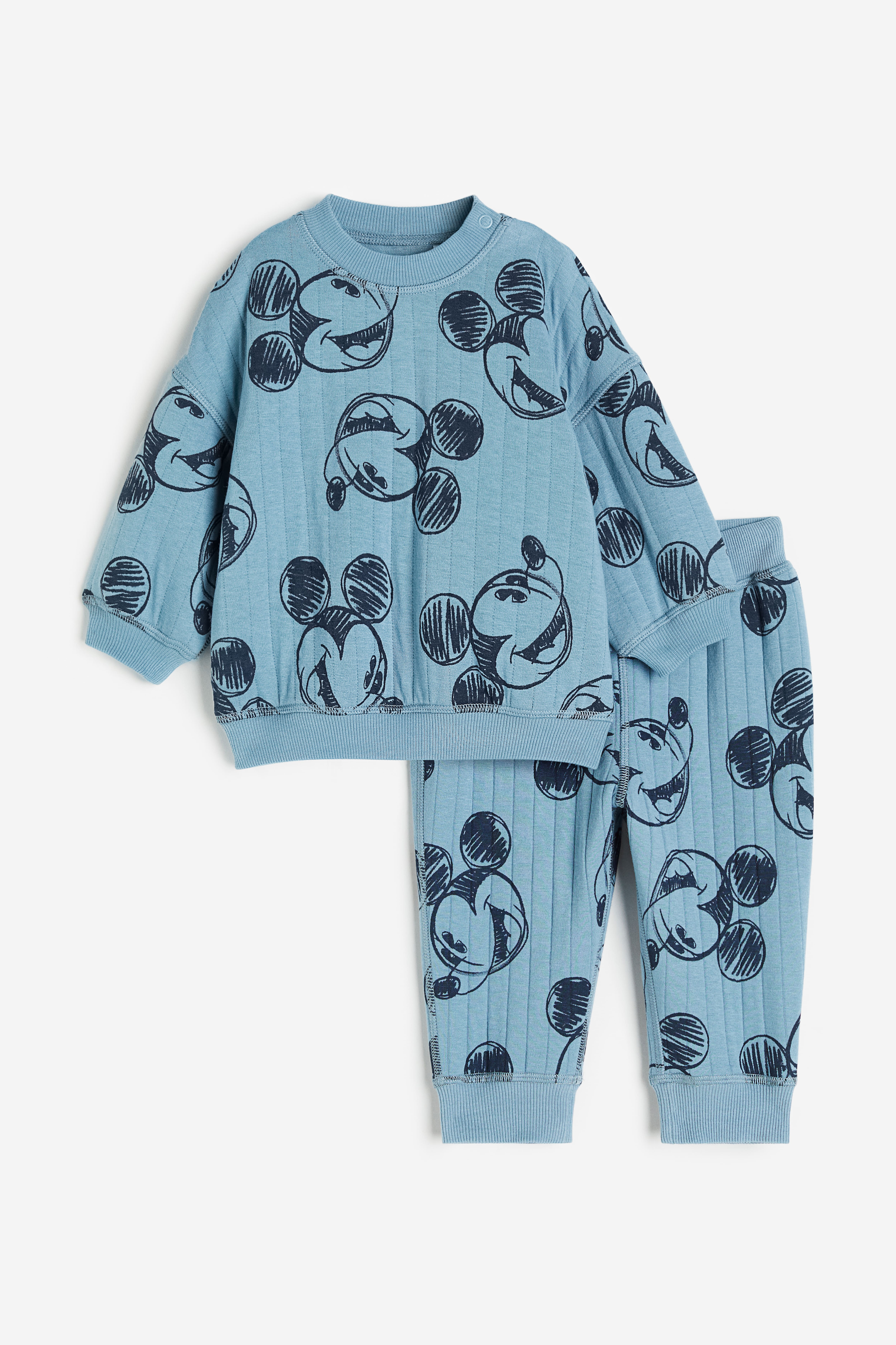 H&M shops mickey and friends sweater