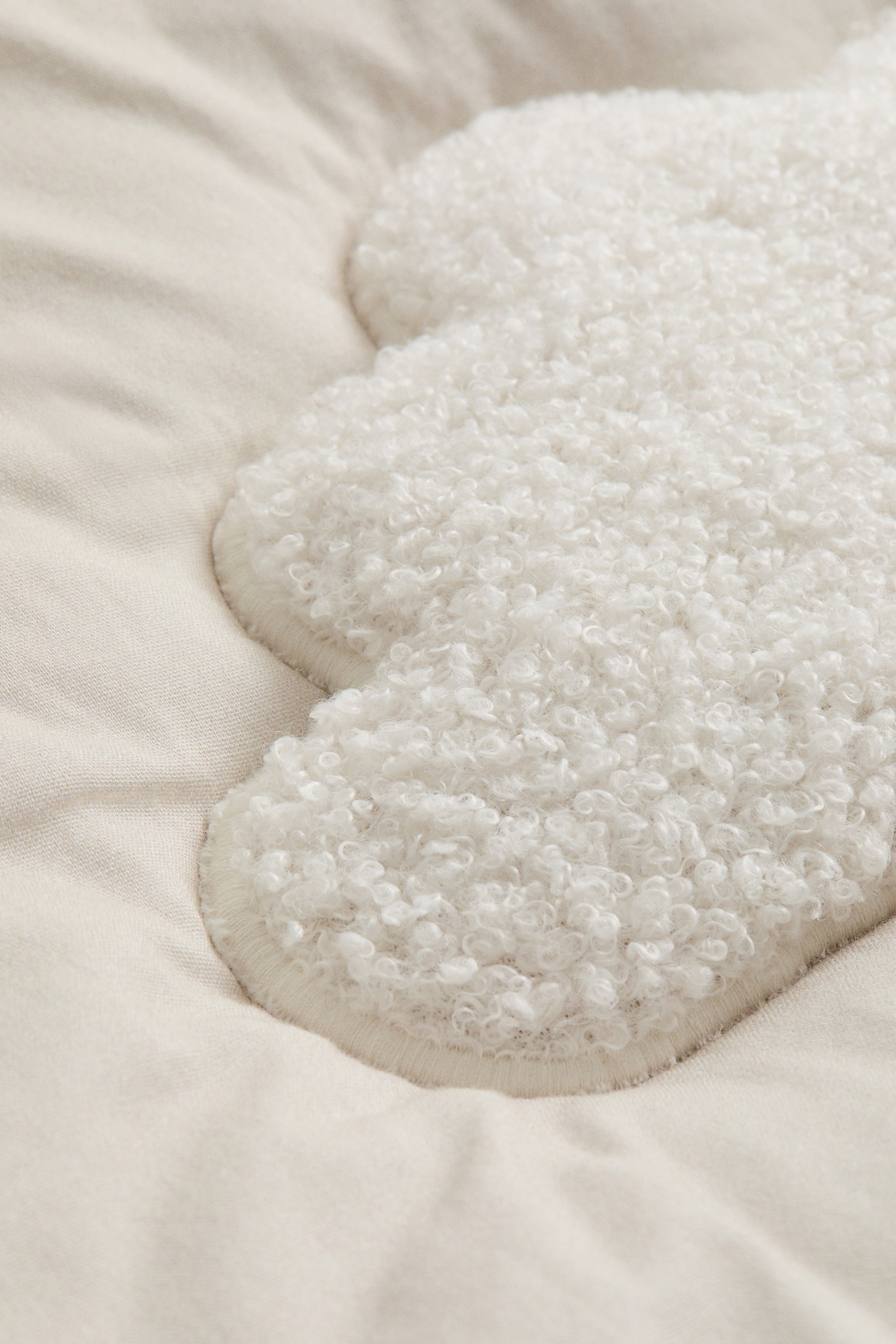 View larger image: Cotton Baby Mat - Light beige/animals - Home All | H&M CA 3