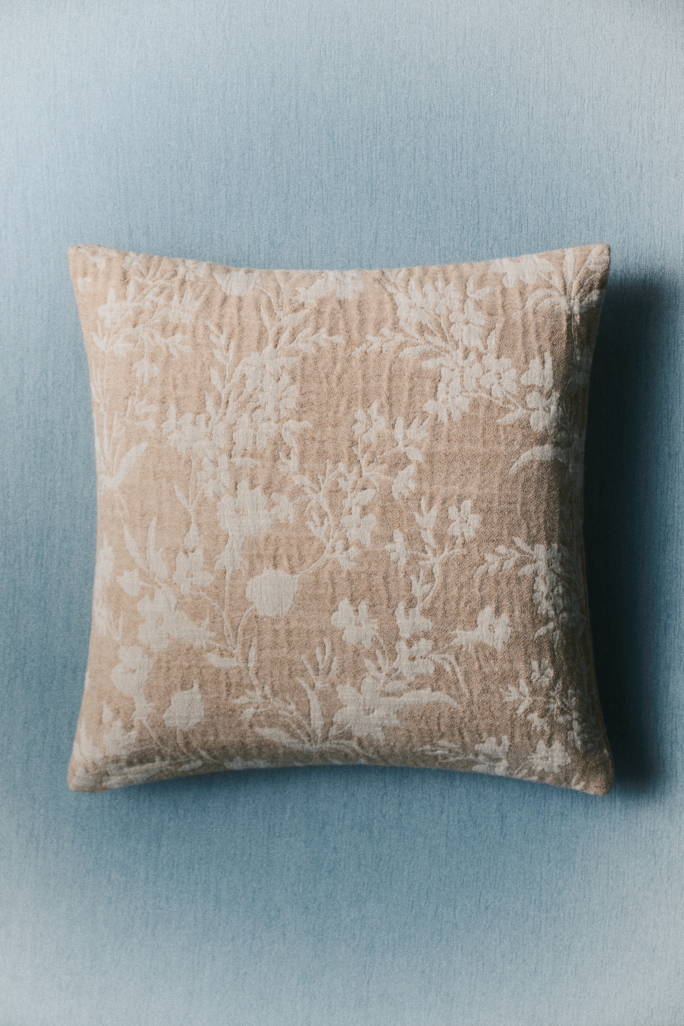 Jacquard-Weave Cushion Cover - Light dusty beige/floral/Dusty blue/floral