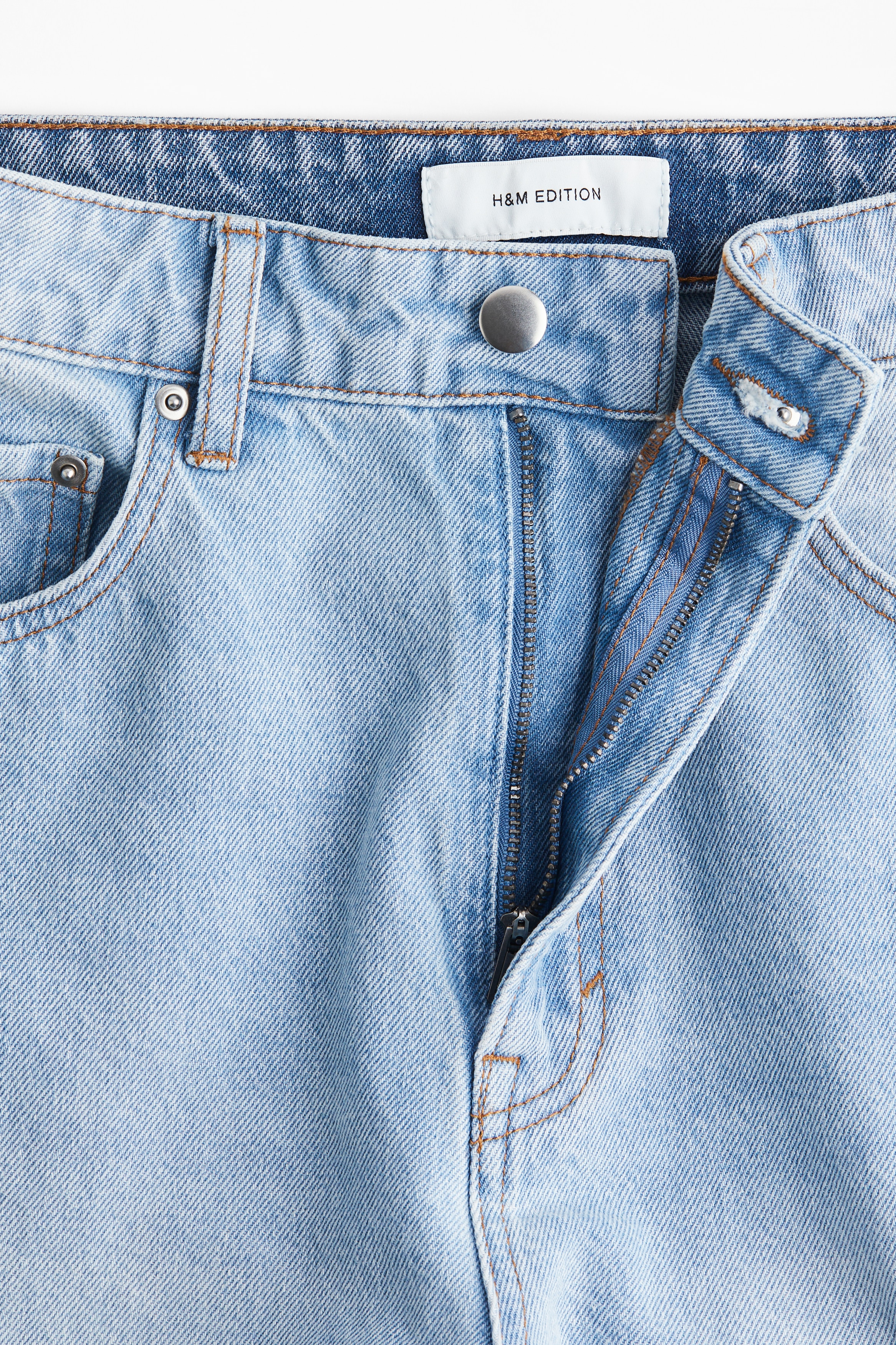 Wide two-toned jeans