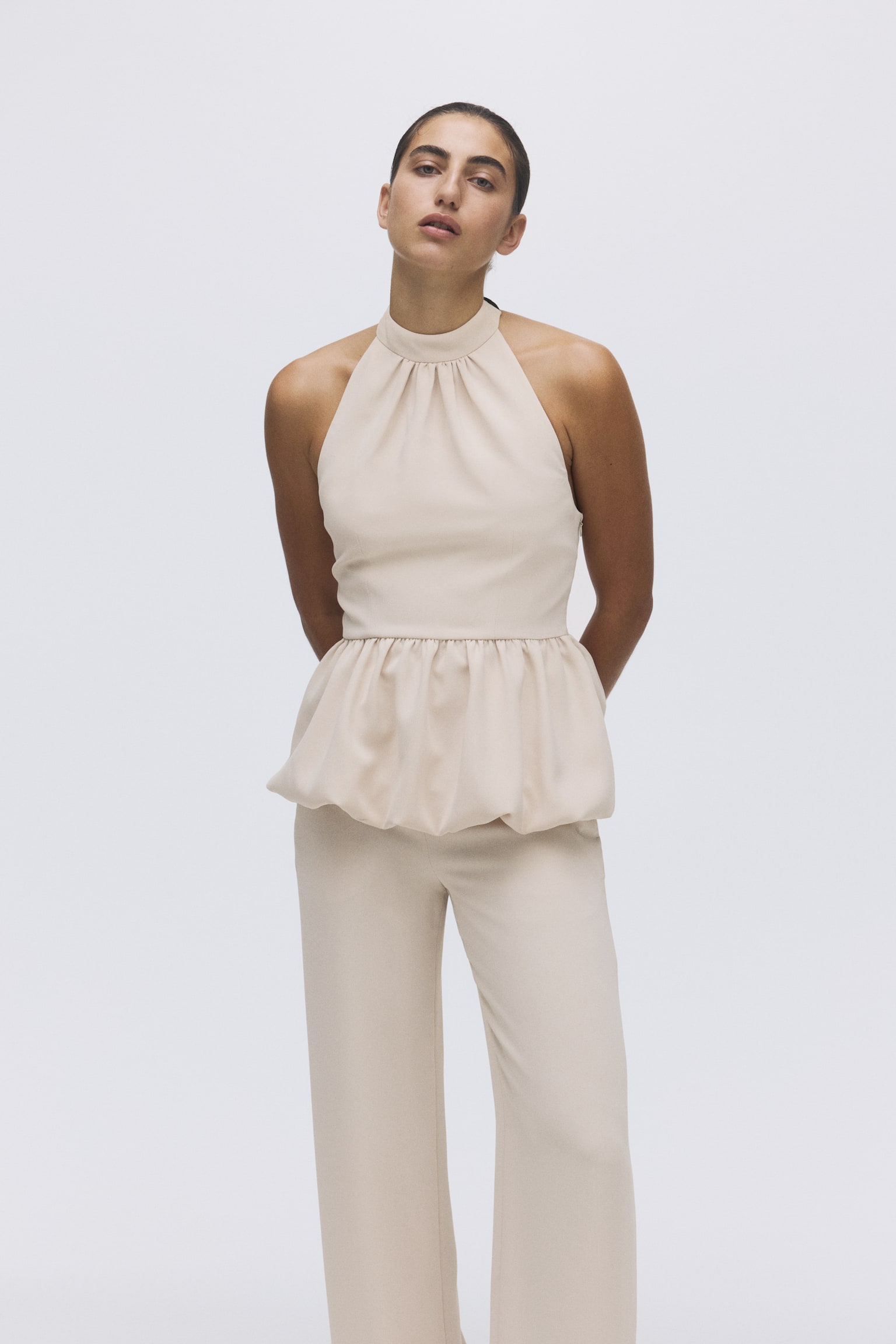 Bubble-hem halterneck top - Bege claro - 4