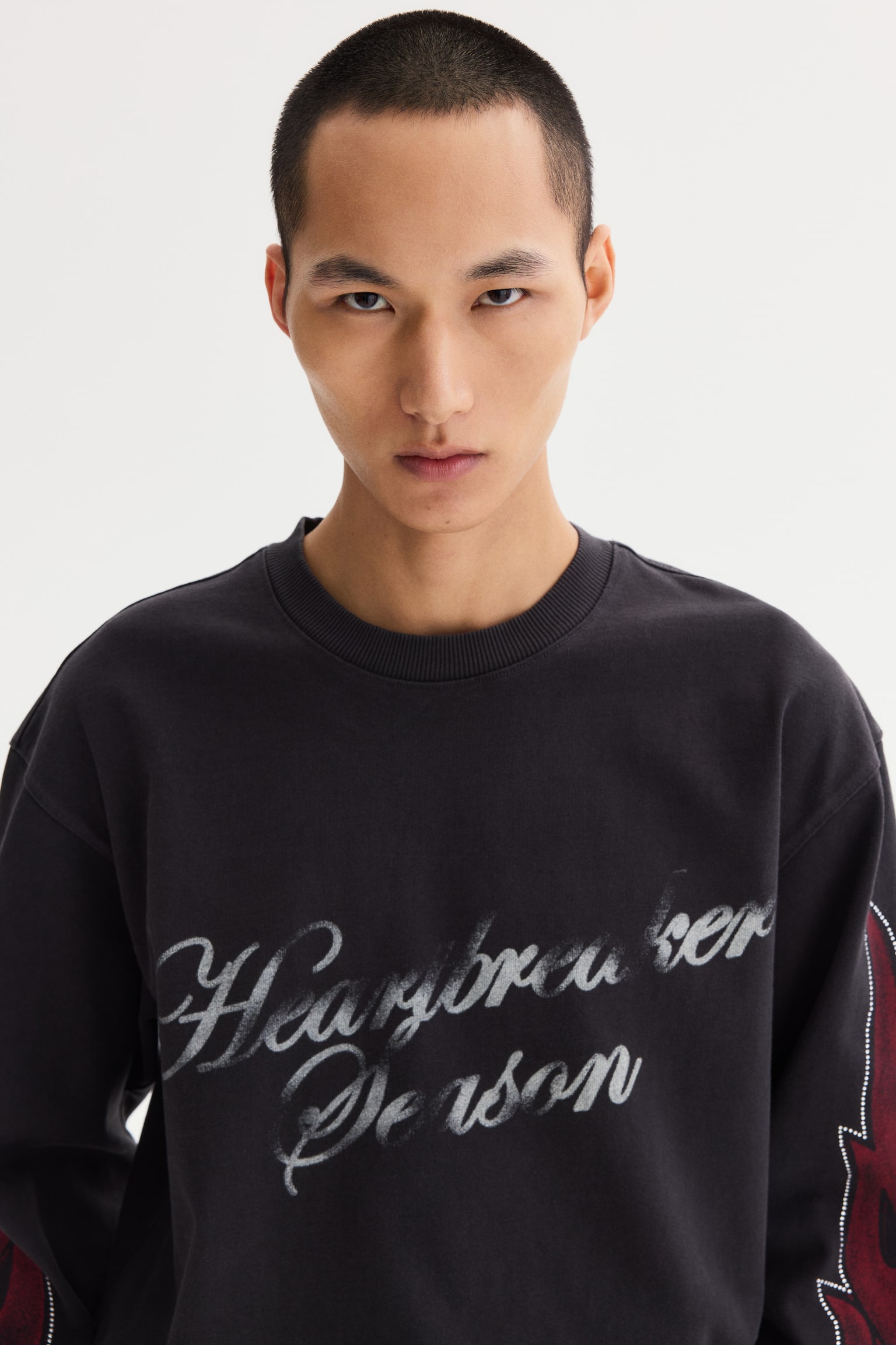 Loose-Fit Long-Sleeved T-Shirt - Black/Heartbreaker Season/Pink/No Love Just Fire - 7