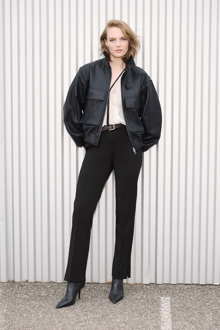 Pantalone elegantnog kroja s kaišem