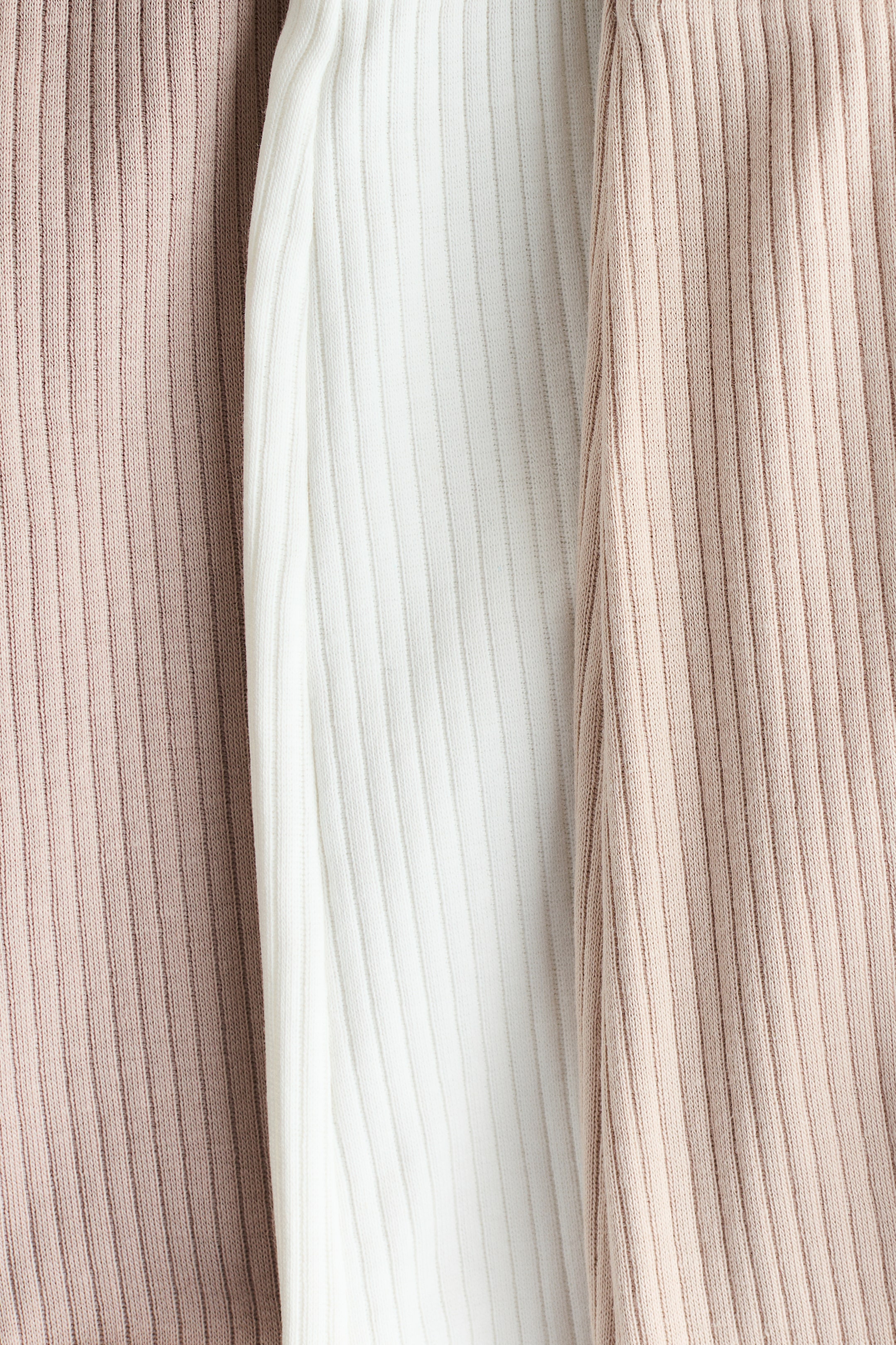 Lot de 3 pantalons en coton côtelé