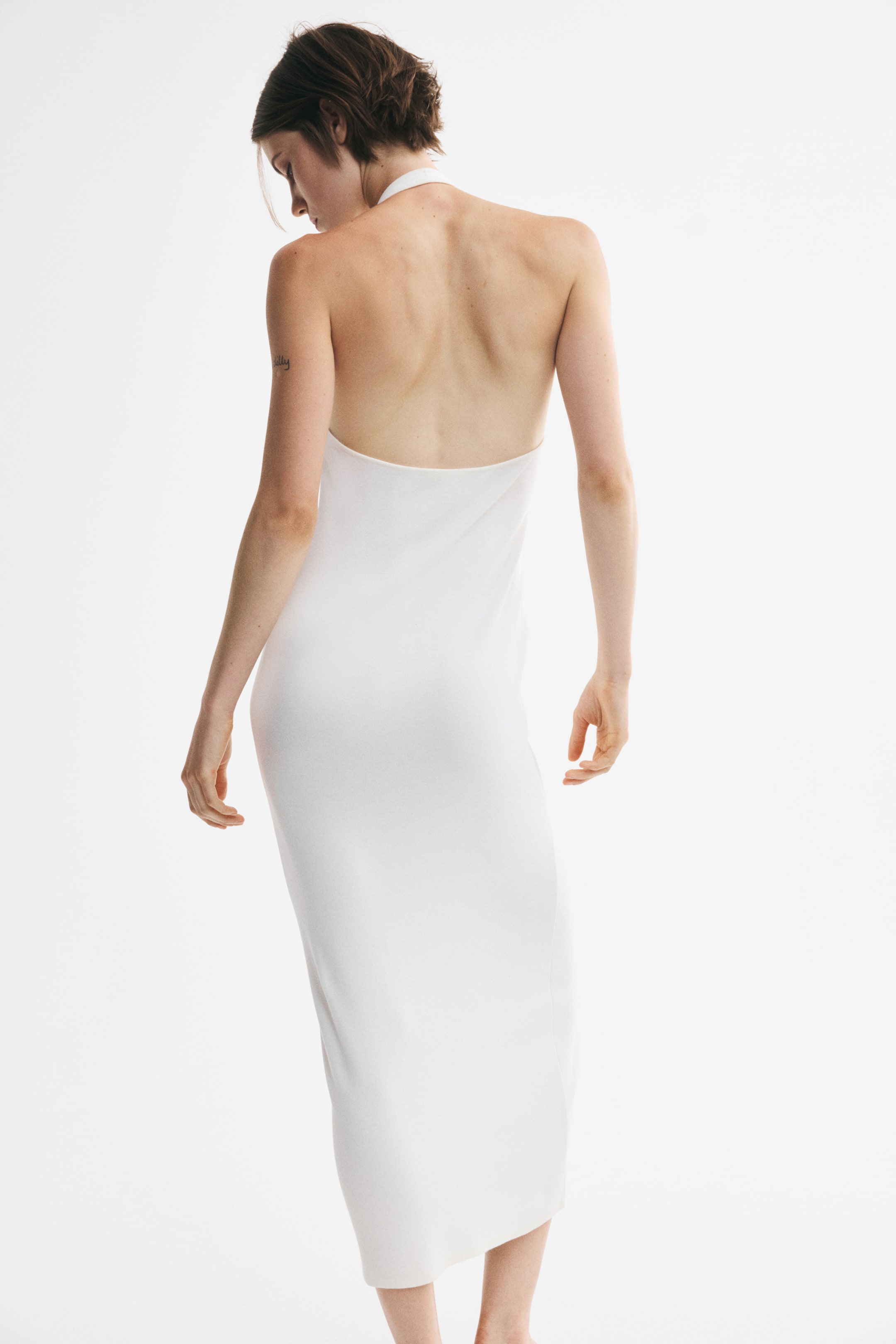 Robe dos nu à mi-mollet