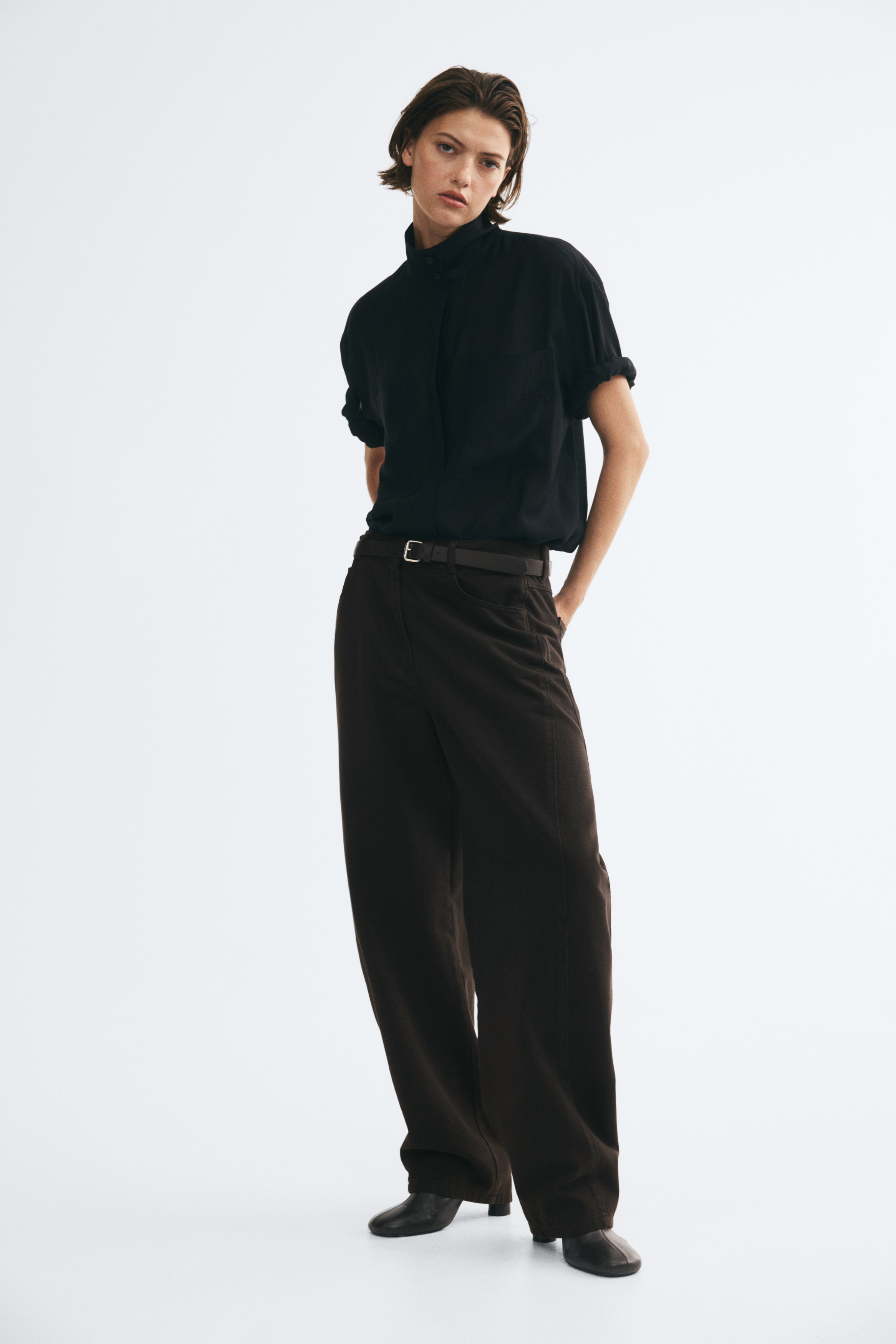 Barrel-Leg High-Waist Jeans - thumbnail 4