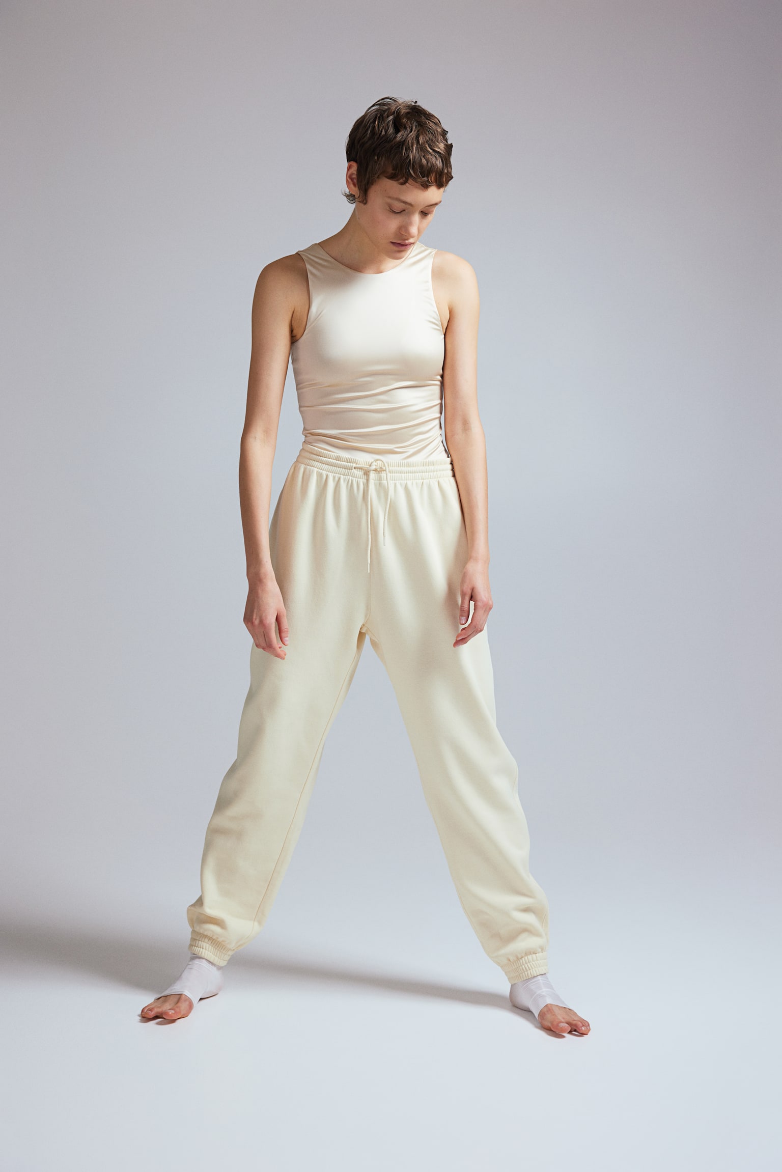 High Waist Track Pants - Light yellow/Light grey marle/Black/Light purple/Light beige marle/Dark grey/Navy blue/Light beige/Dark grey/Dusty pink marle/White - 1