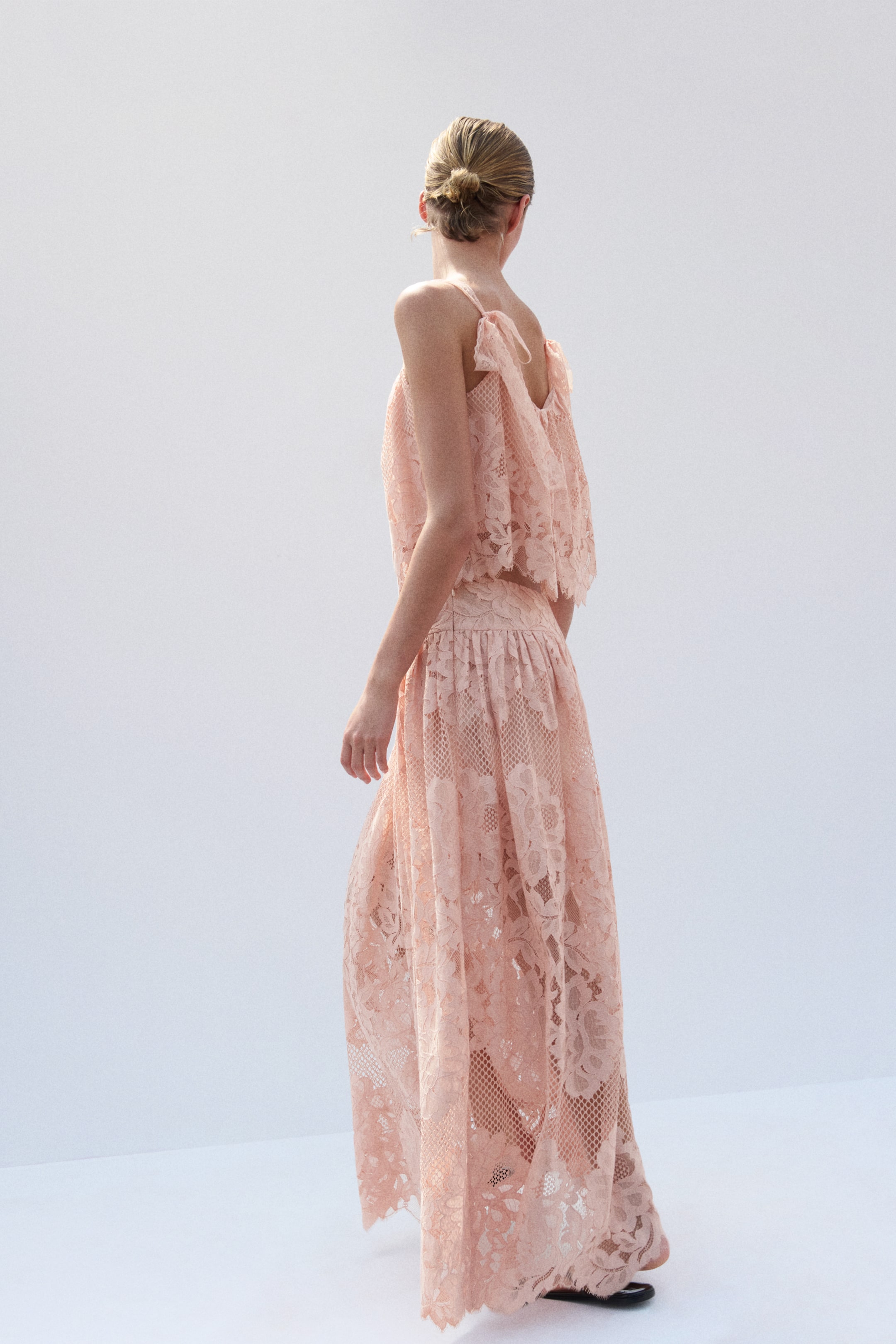 Scalloped Lace Skirt