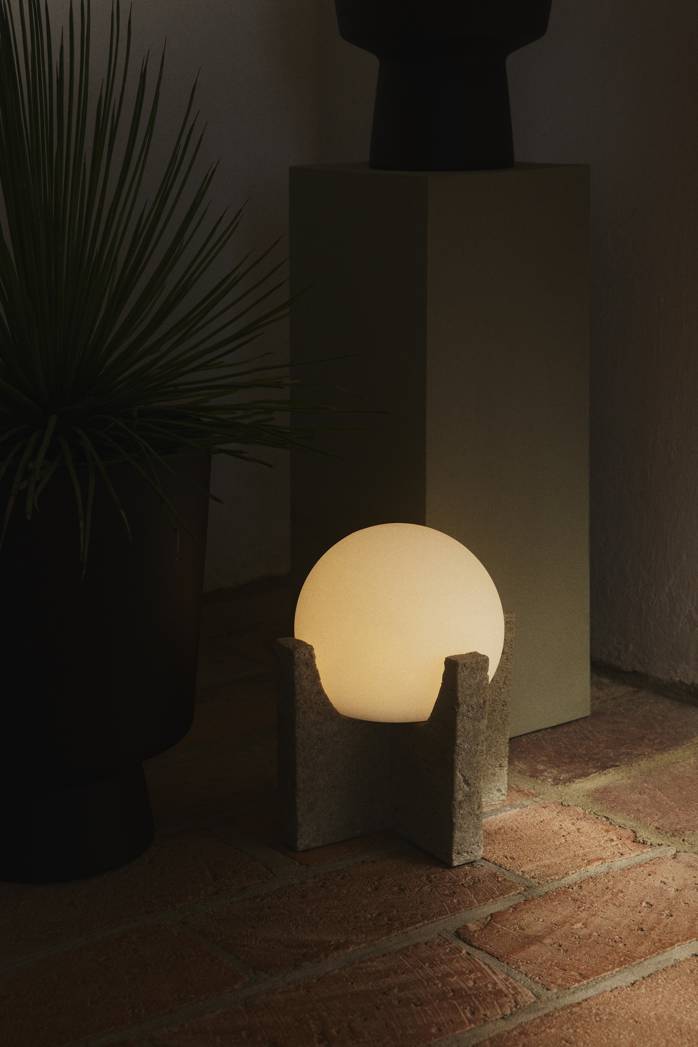 Rechargeable table lamp - White/Light beige