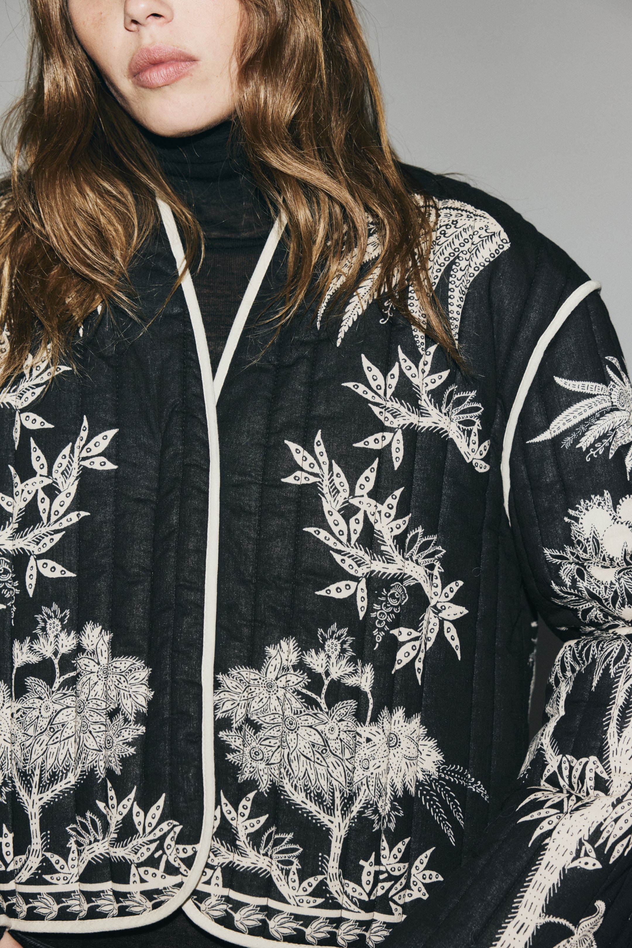 Ampliar la imagen: Saco guateado - Negro/Diseño - Ladies | H&M MX 2