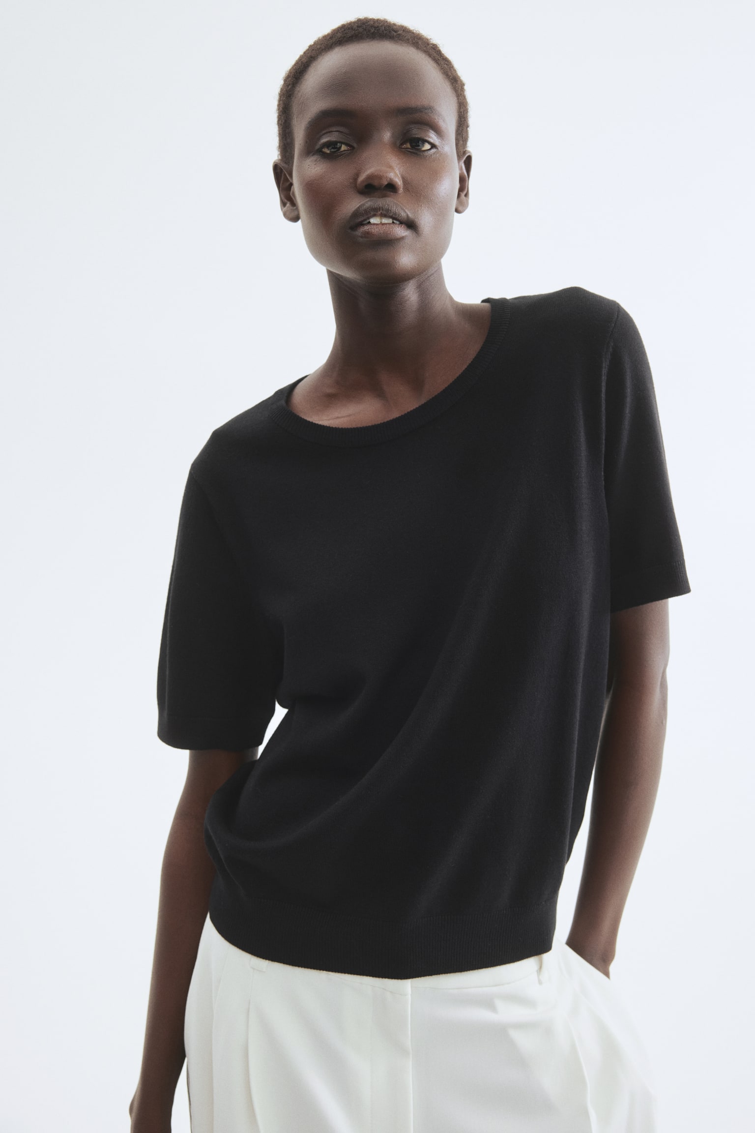 חולצה מסריג דק - שחור/חום כהה - 5