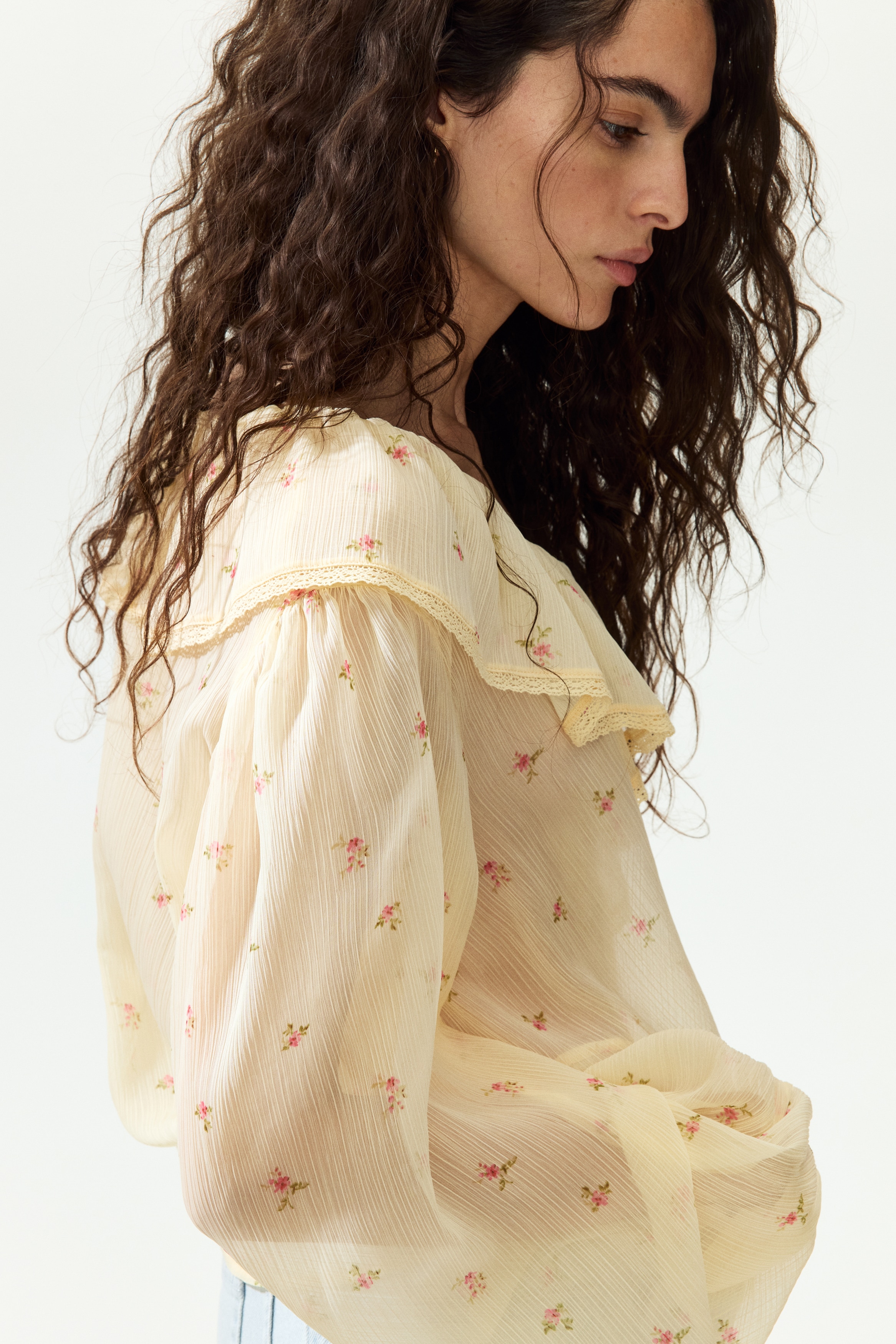 Crinkled chiffon blouse - Ljusgul/Blommig