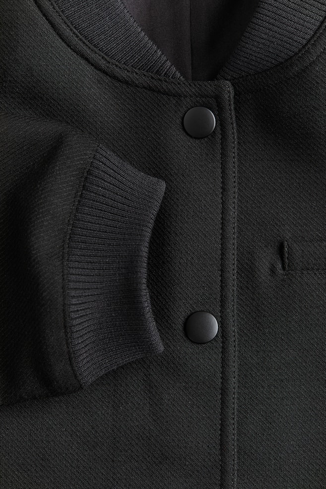 Short shoulder-pad jacket - Black/Dark khaki green/Light beige - 3