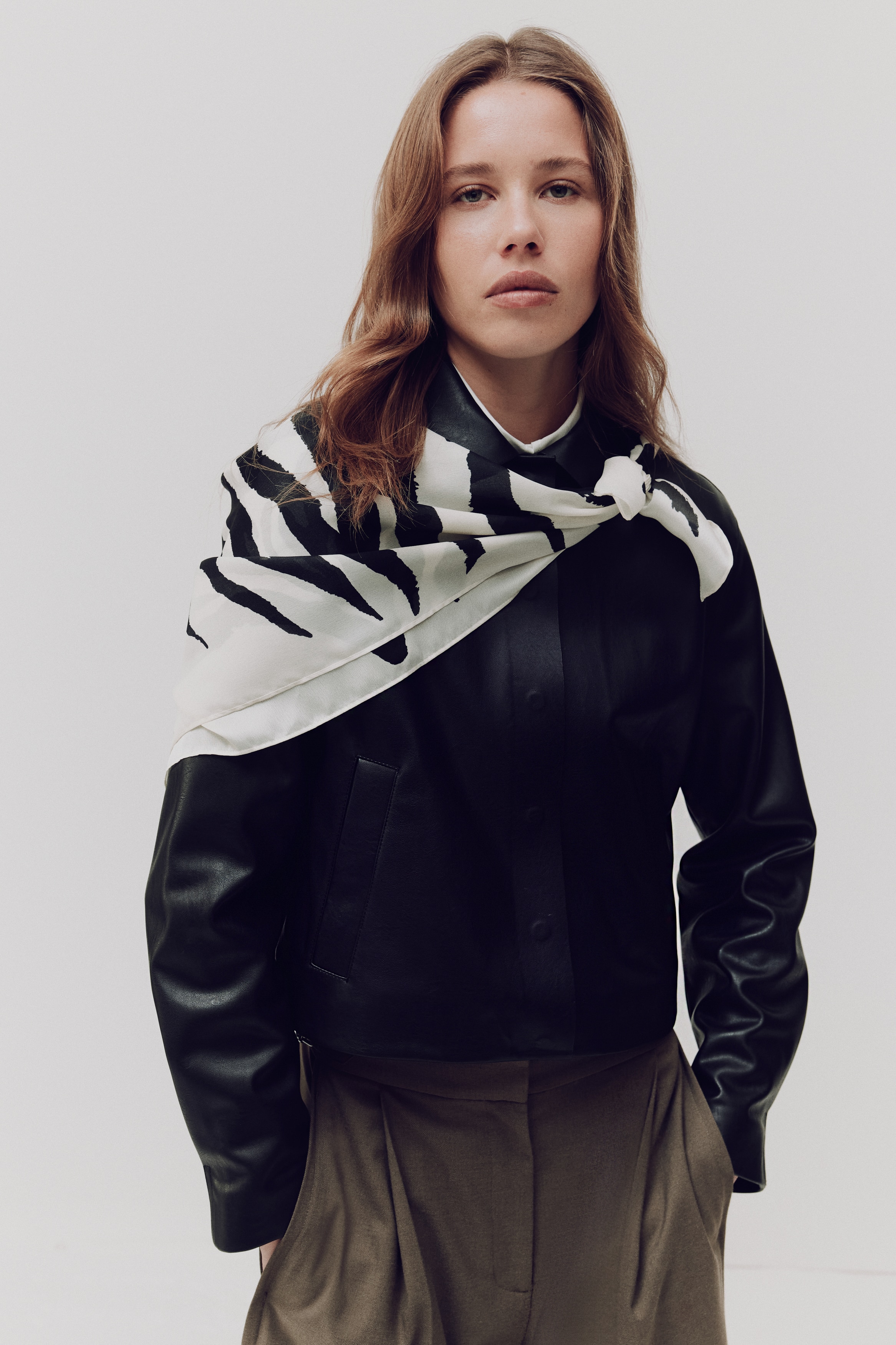 Patterned Scarf - White/zebra print - Ladies | H&M US