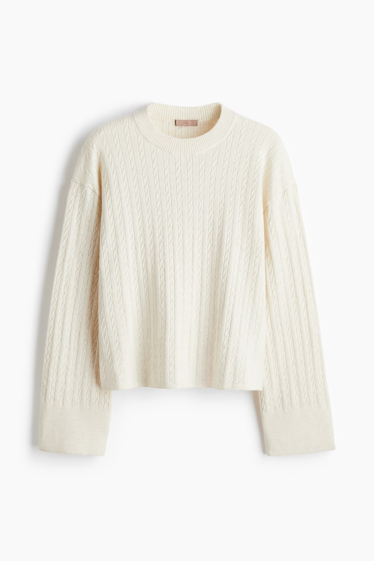 Cable-knit jumper