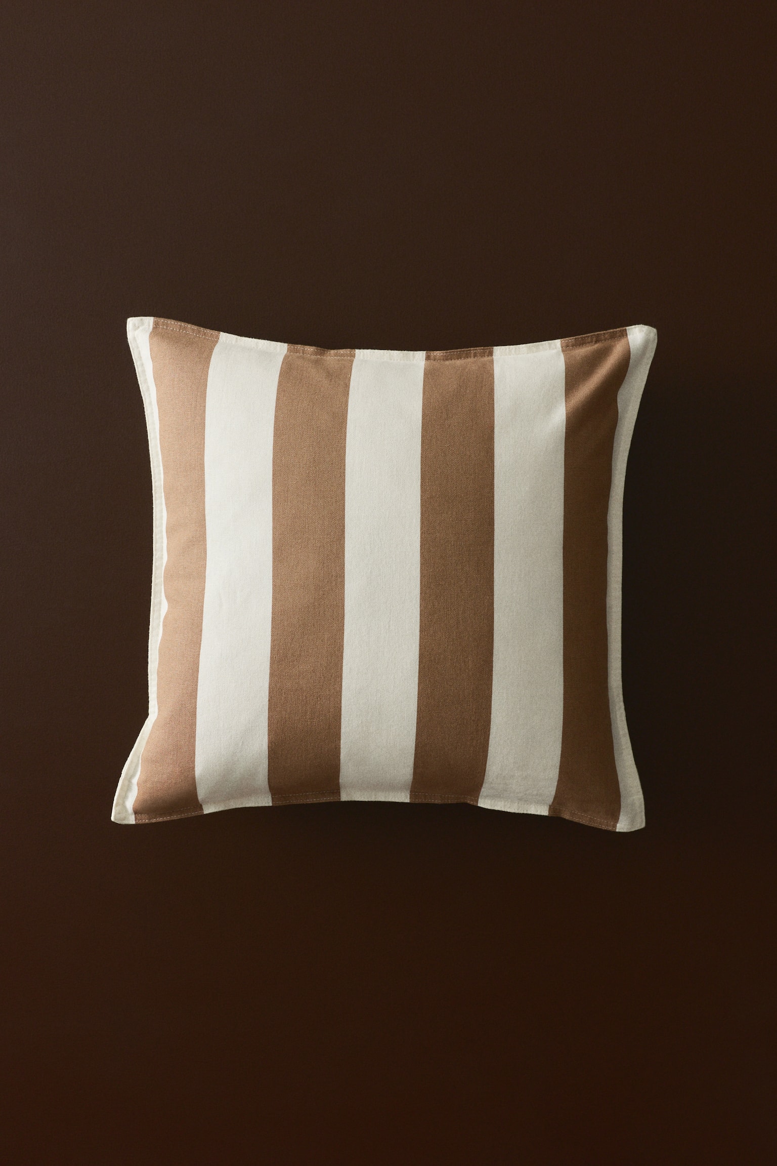 Чохол для подушки на основі льону - Світло-коричнева/біла смужка/Світло-жовтий/смужки/Темно-коричневий/смужки/Приглушений блакитний/смужки/Світло-рожевий/смужки/Бежевий/смужки/Темний оливково-зелений/смужки - 1