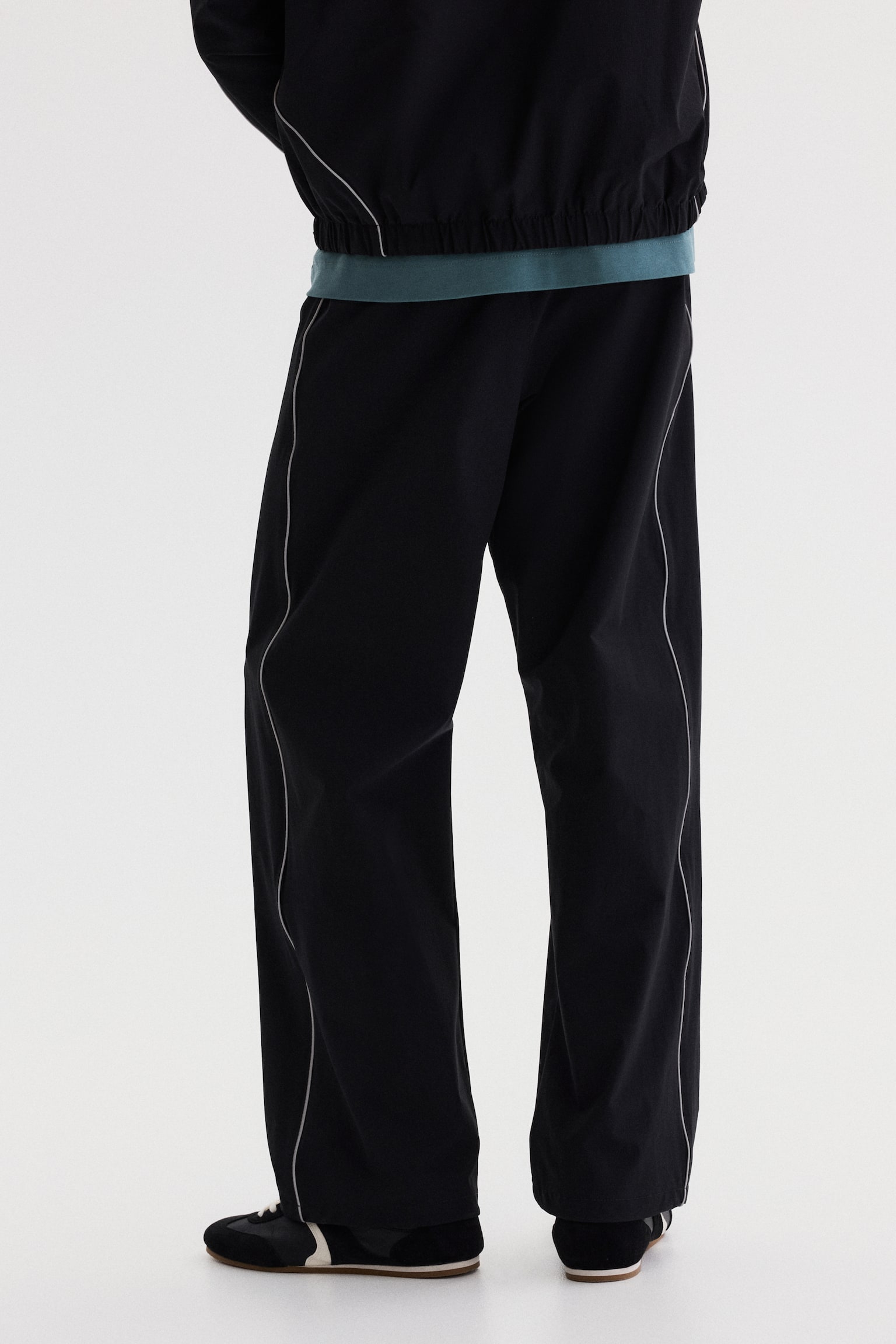 Relaxed Fit Track pants - Black/Light grey - 3