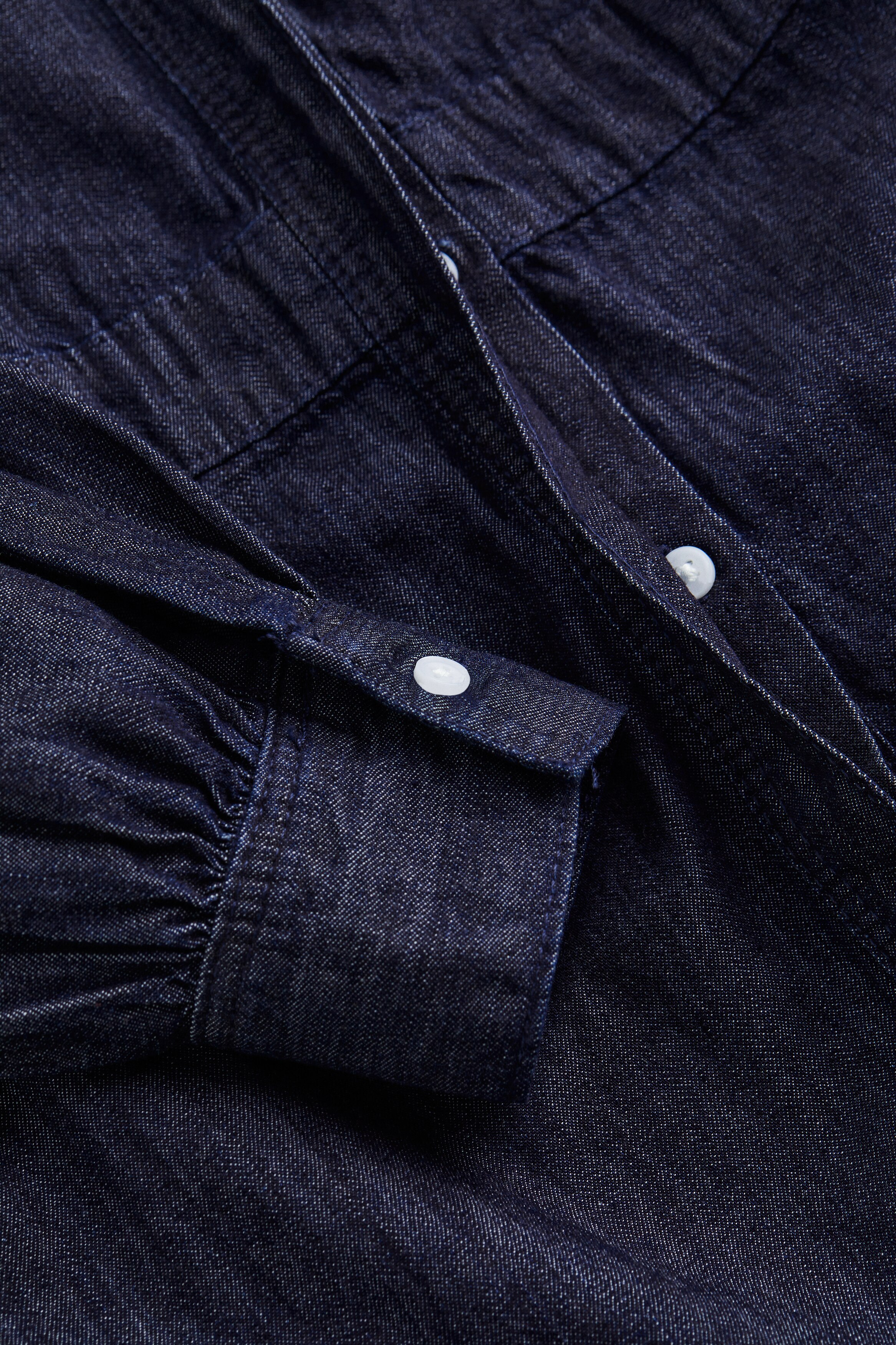 Puff-sleeved denim shirt dress