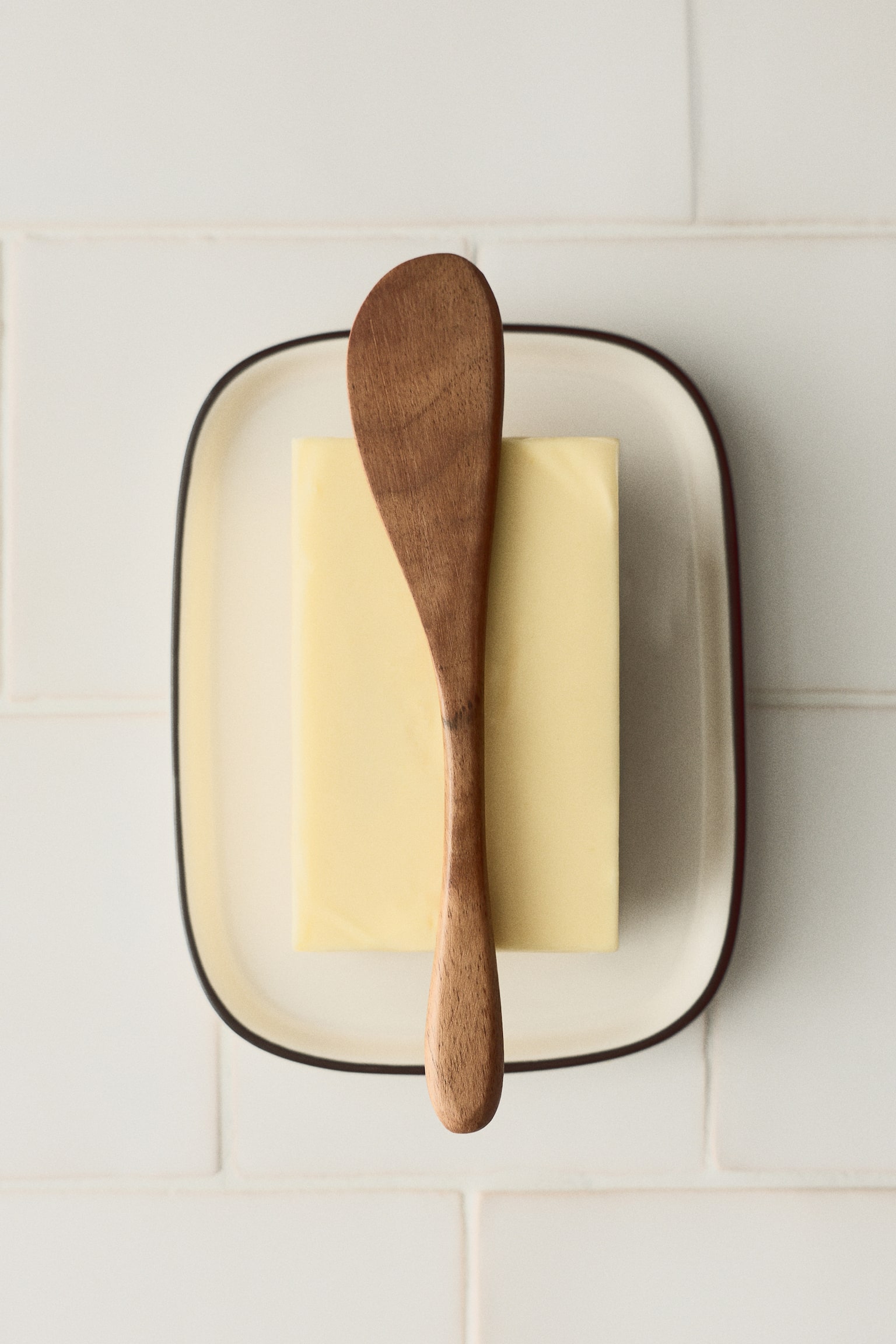 2-Pack Wooden Butter Knives - Brown - 1