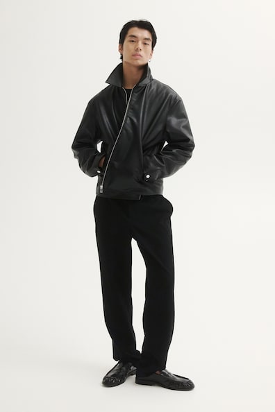 Four-way Stretch Regular Fit プルオンパンツ