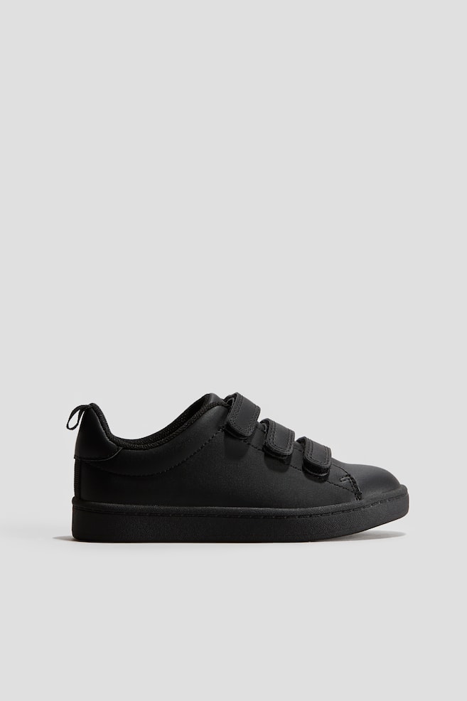 School trainers - Black - 1