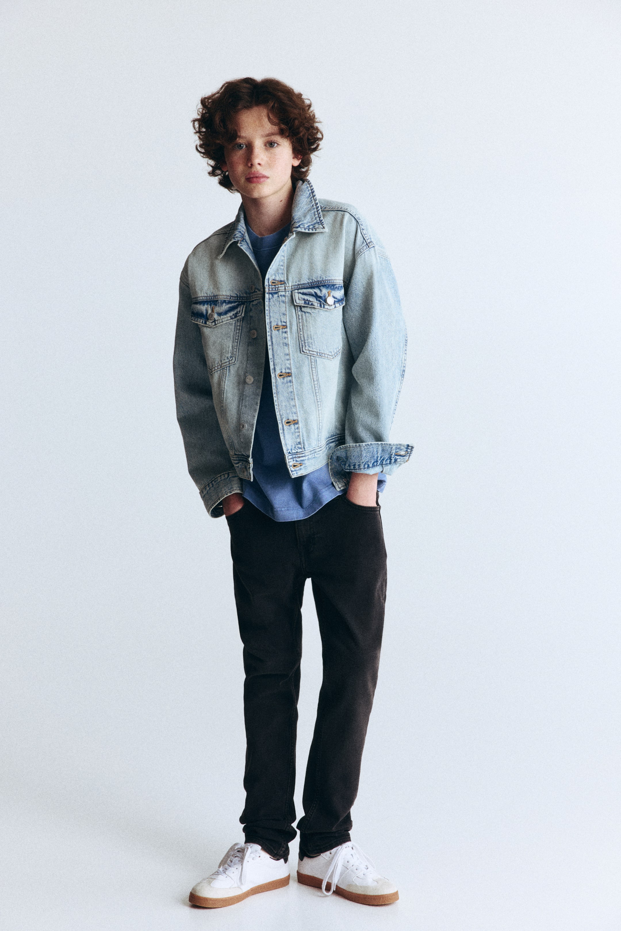 Xem ảnh lớn hơn: Comfort Stretch Slim Fit Jeans - Màu đen denim - Kids | H&M VN 1