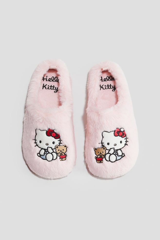 Embroidery-motif teddy slippers - Pale pink/Hello Kitty/White/Lilo & Stitch - 1