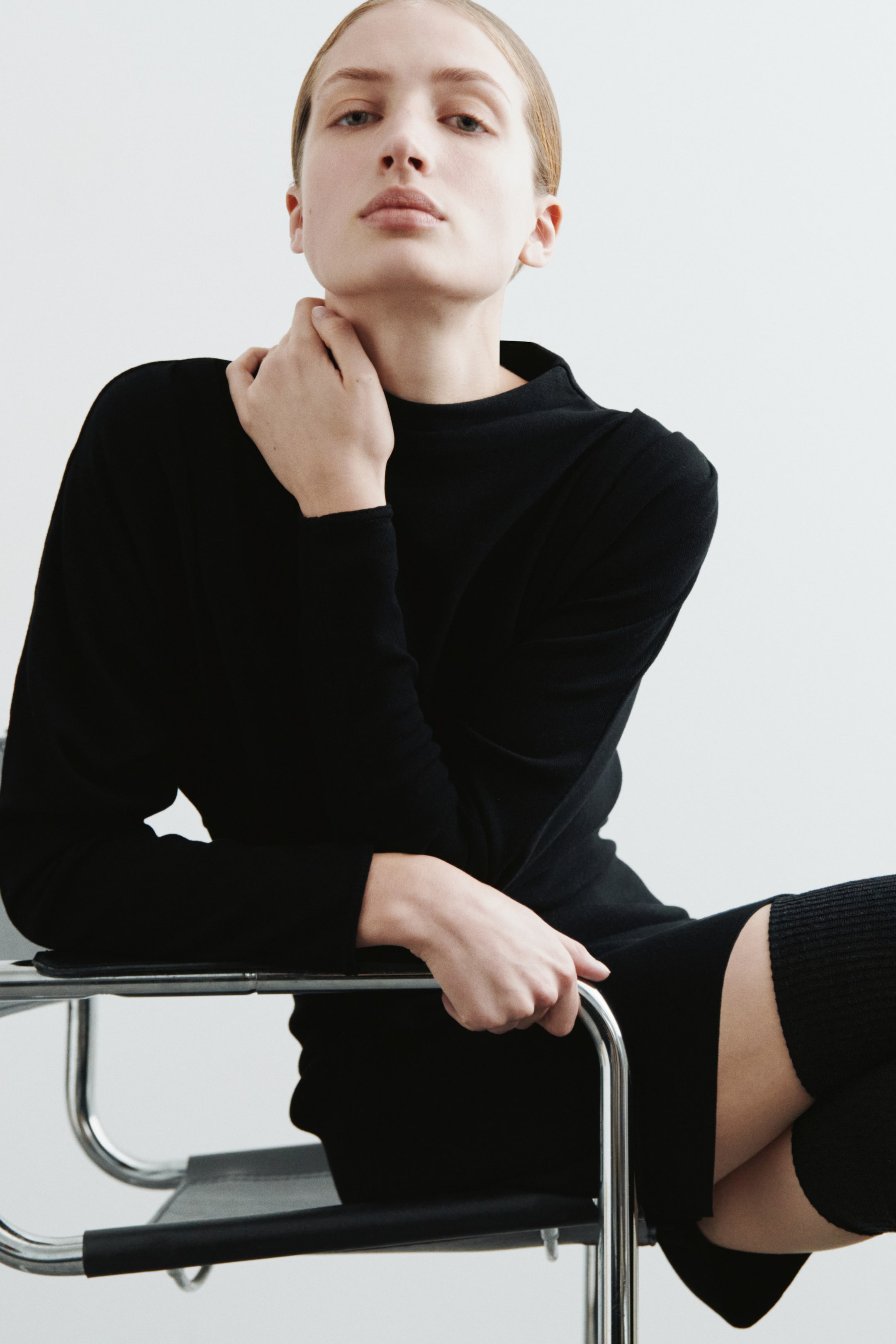 Zobacz większy obraz: Nadkolanówki z domieszką wełny - Czarny - ONA | H&M PL 2