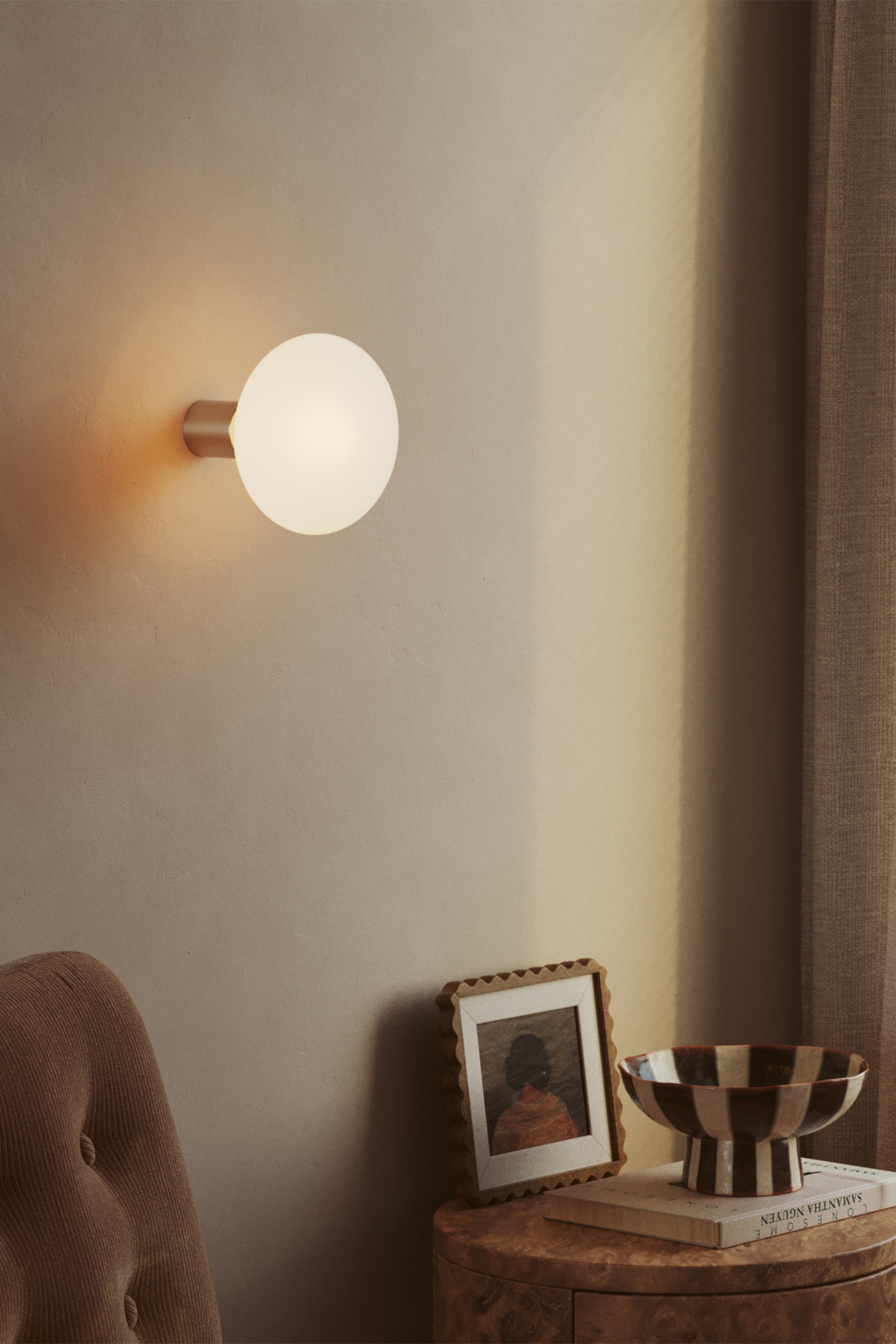 Größeres Bild anzeigen: Wand-/deckenleuchte Mit Xl-glühbirne - Silber - Creative-Cables - Home All | H&M AT 1