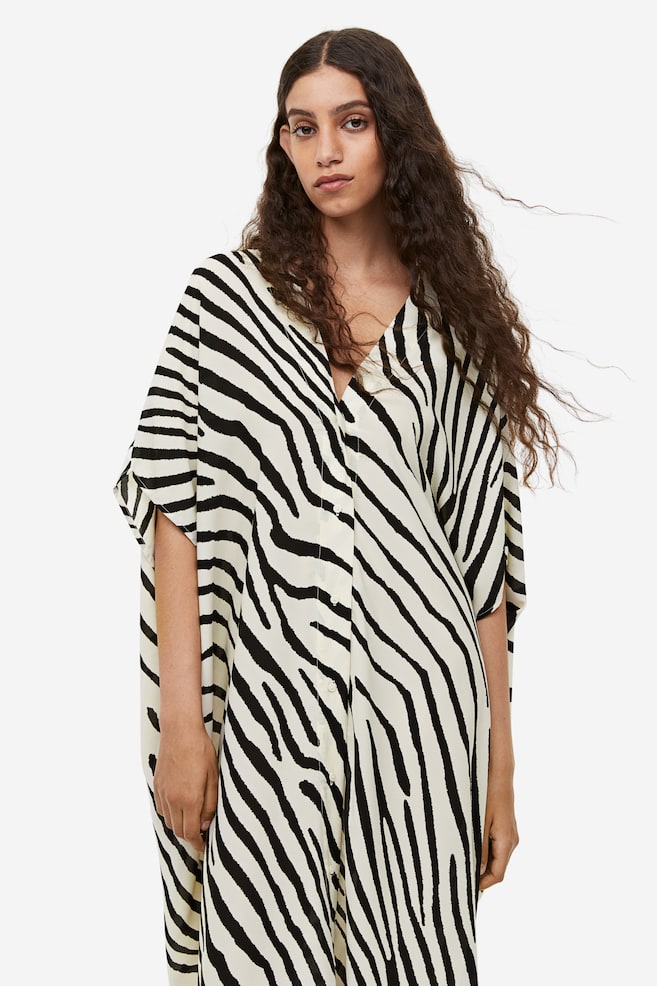 Oversized kaftan dress - Natural white/Zebra print/Orange/Patterned/Black/Black/Ombre - 6