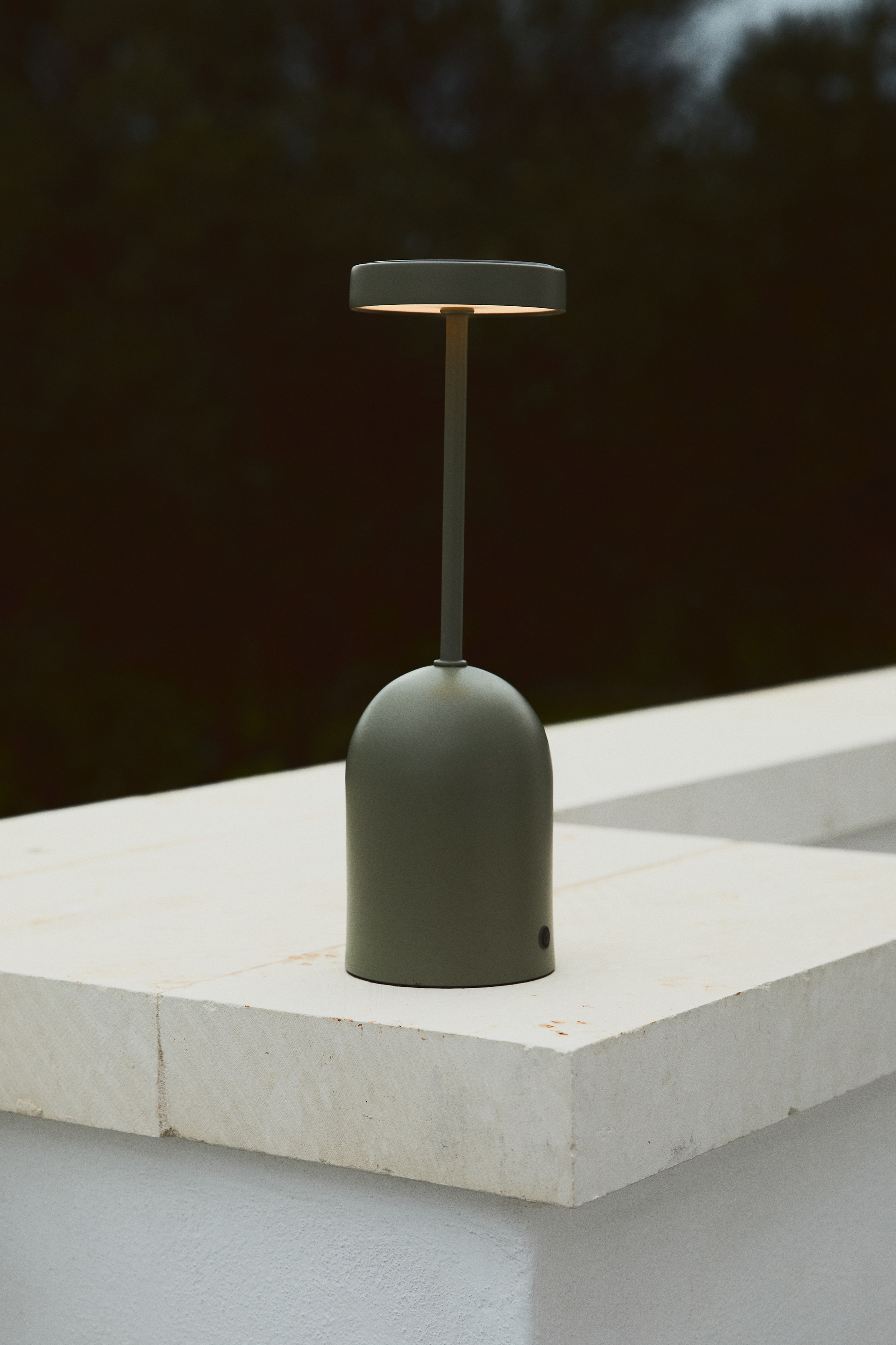 Aurinkovalaisin ulkokäyttöön - Himmeänvihreä/Tummanbeige/Musta