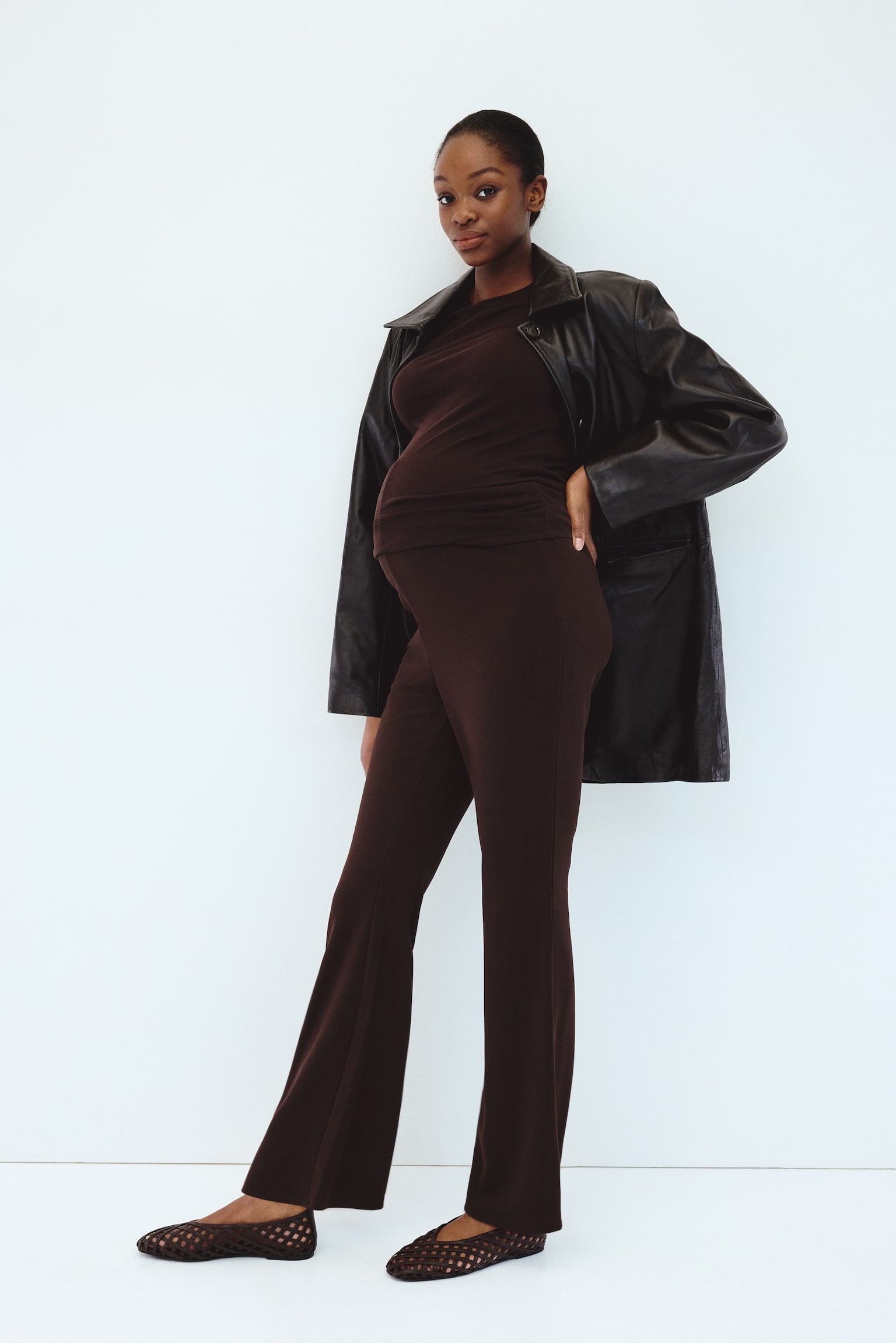 MAMA Flared legging van Punta di Roma-tricot - Donkerbruin/Zwart - 2