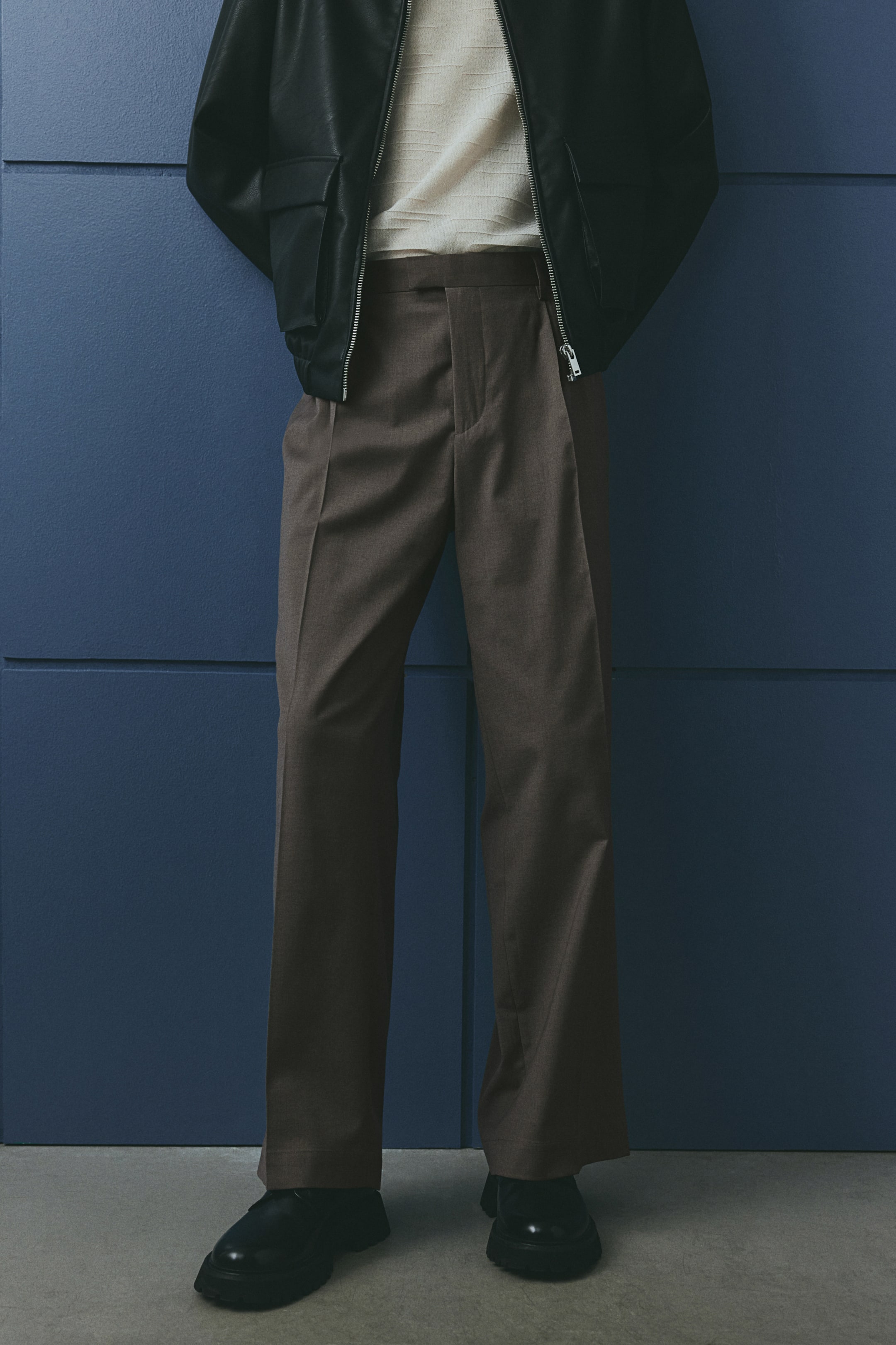 Loose Fit Tailored Pants