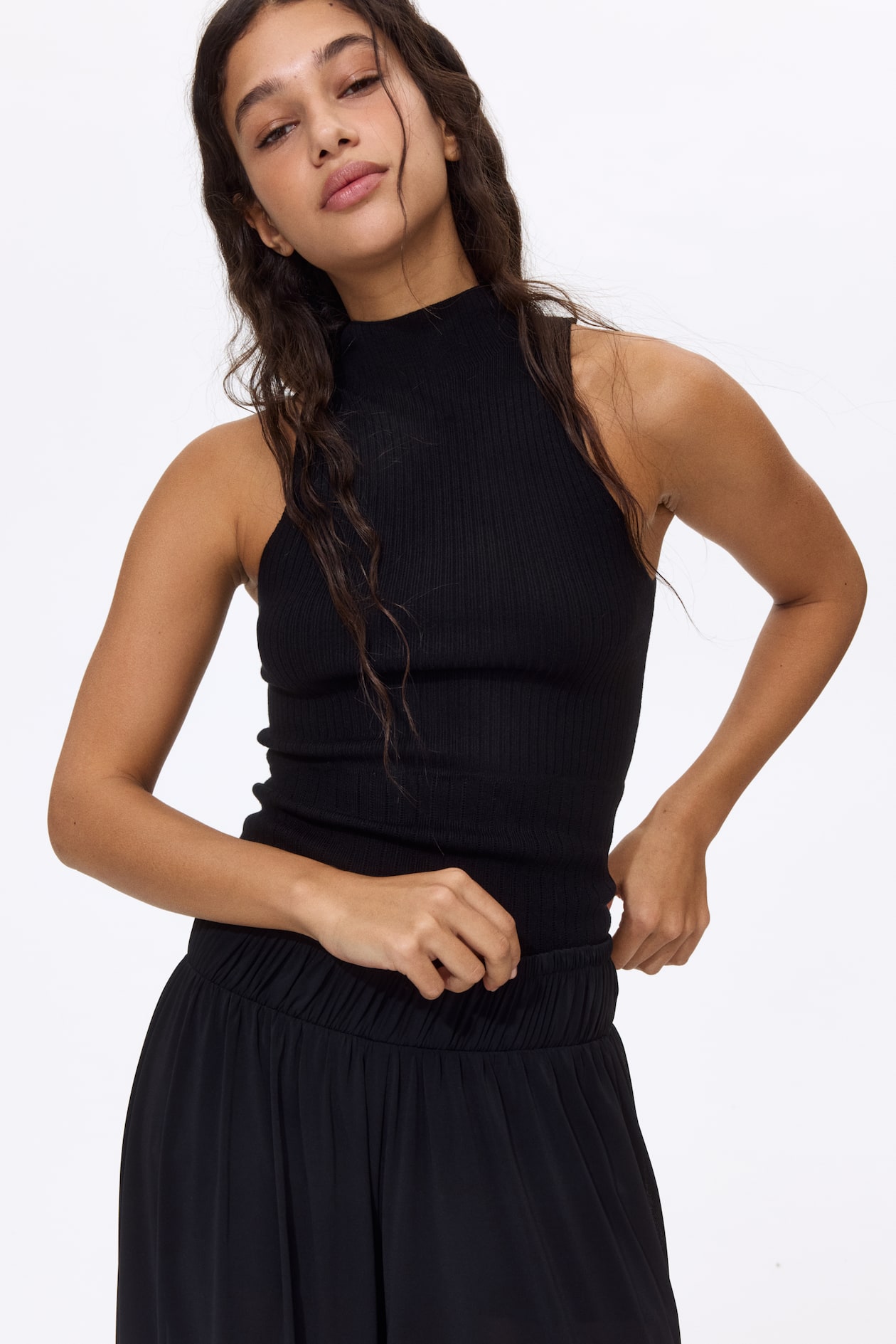 Rib-knit turtleneck top - image 5