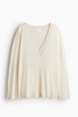 V Neck Long Jumper Cream