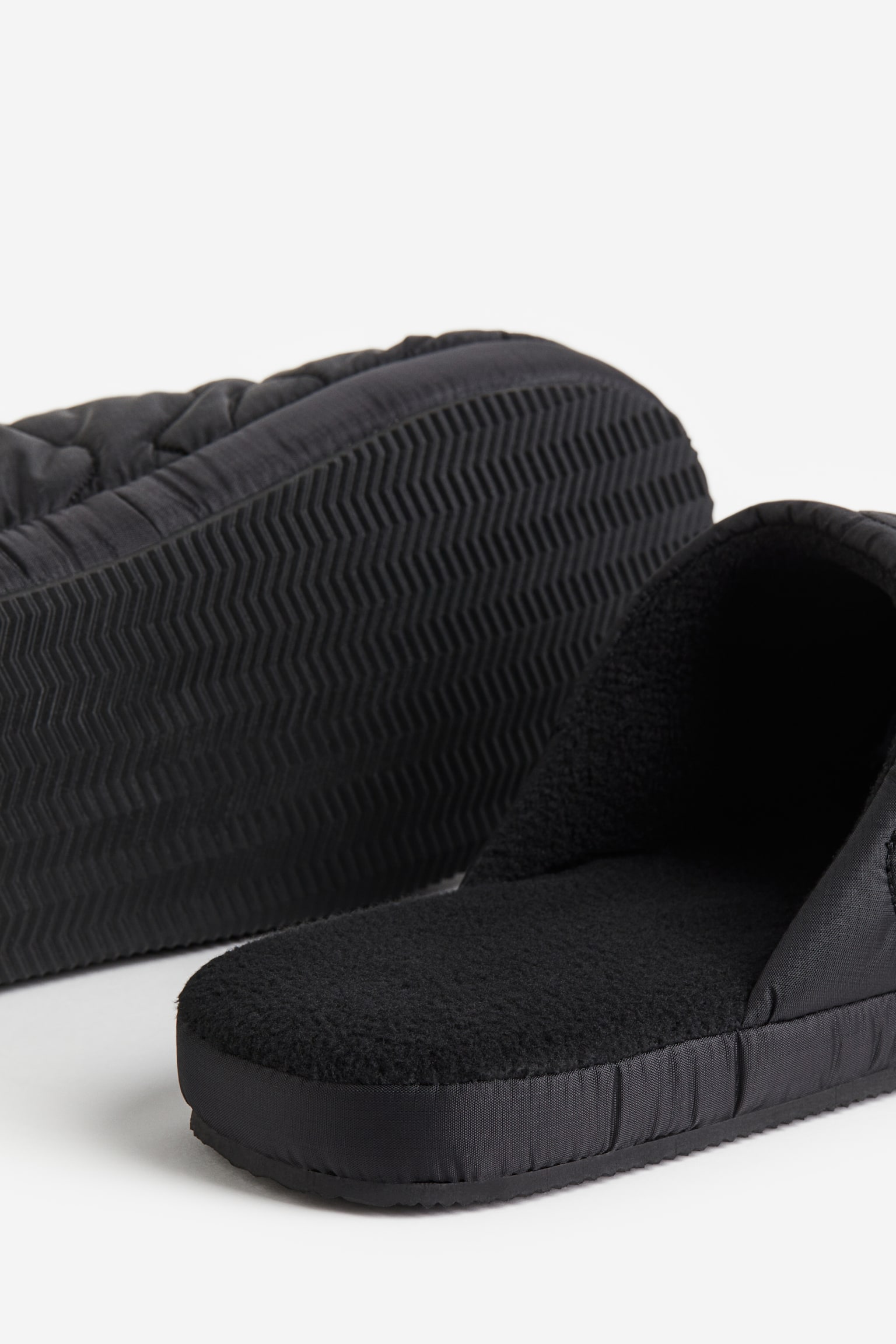 Warm-lined padded slippers - Black - 3