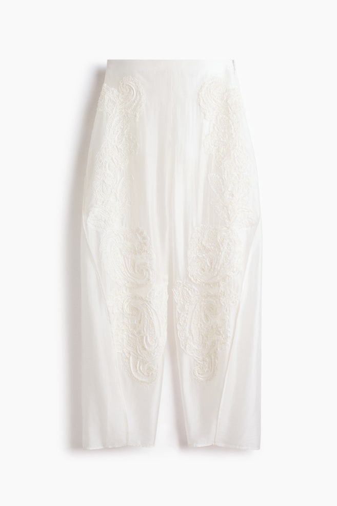 Appliquéd barrel trousers - White - 1
